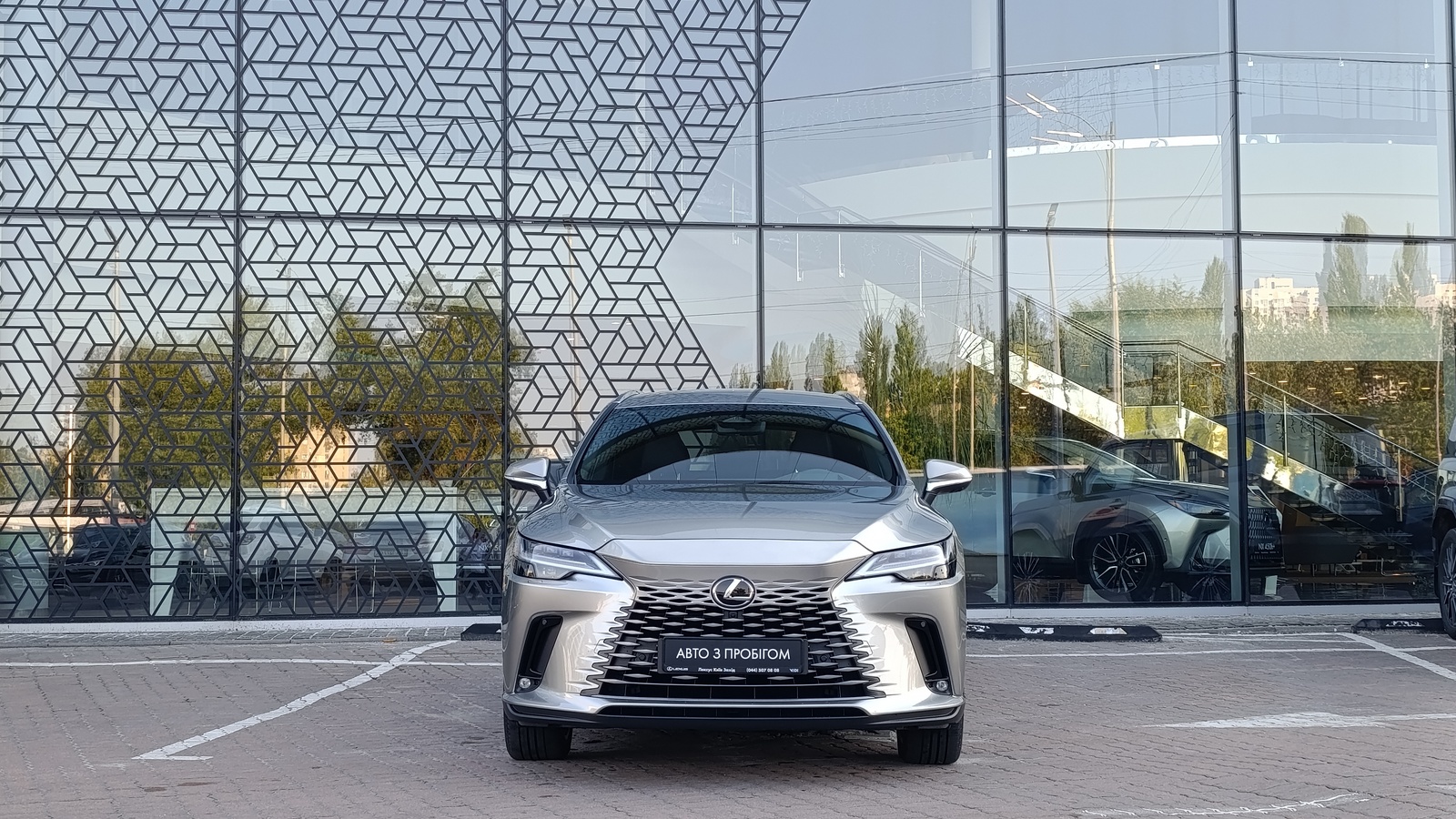 Lexus RX 2025 року з пробігом 5183 км, Універсал, Лексус Київ Захід, м.Київ - 3900000 ГРН | Фото № 5