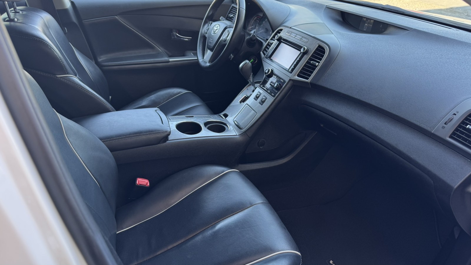 Toyota VENZA 2013 року з пробігом 139174 км, Універсал, Тойота Центр Київ "Автосаміт Укравто", м.Київ - 820000 ГРН | Фото № 6