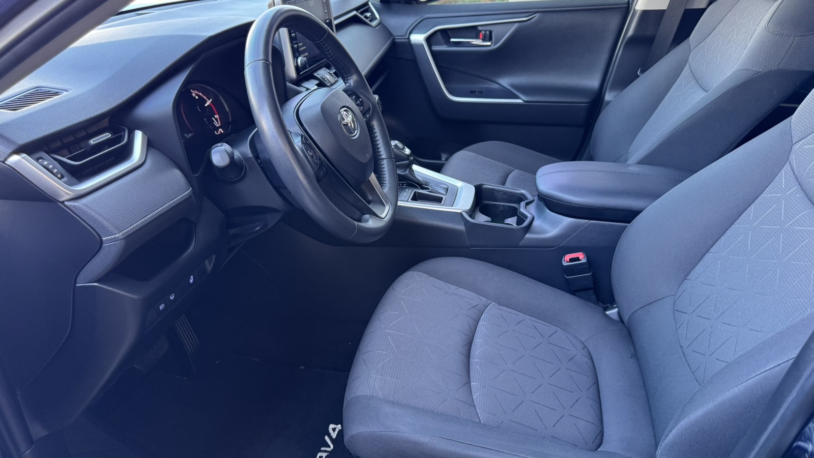 Toyota RAV4 2021 року з пробігом 55589 км, Універсал, Тойота Центр Київ "Автосаміт Укравто", м.Київ - 1400000 ГРН | Фото № 12