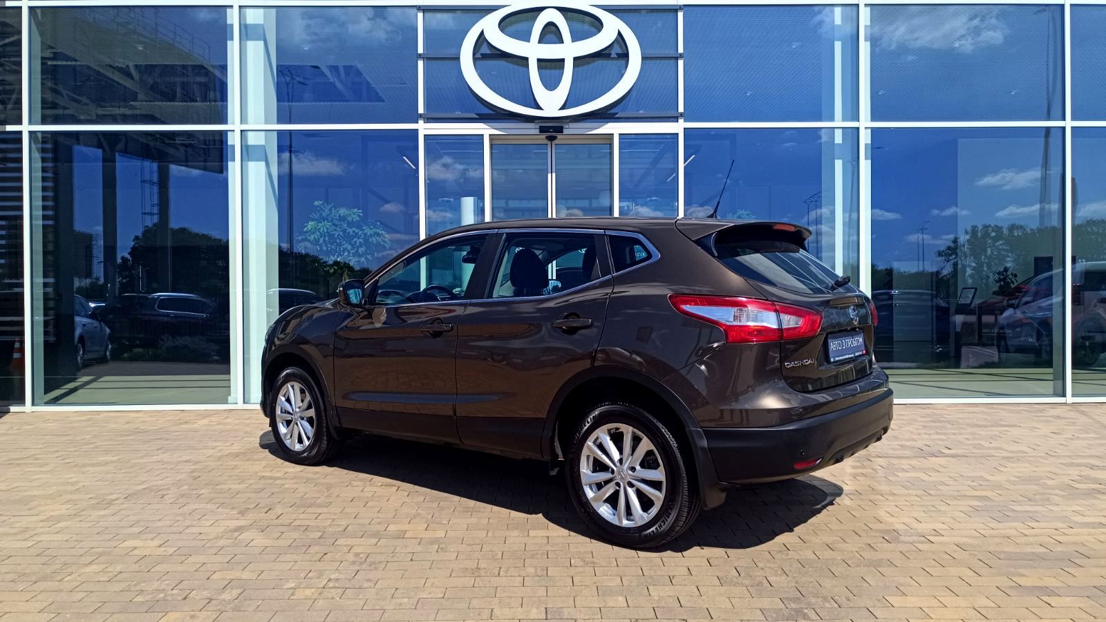 Інші авто NISSAN QASHQAI 2015 року з пробігом 87725 км, Універсал, Тойота Центр Київ "ВІДІ Аеропорт", м.Київ - 560000 ГРН | Фото № 2