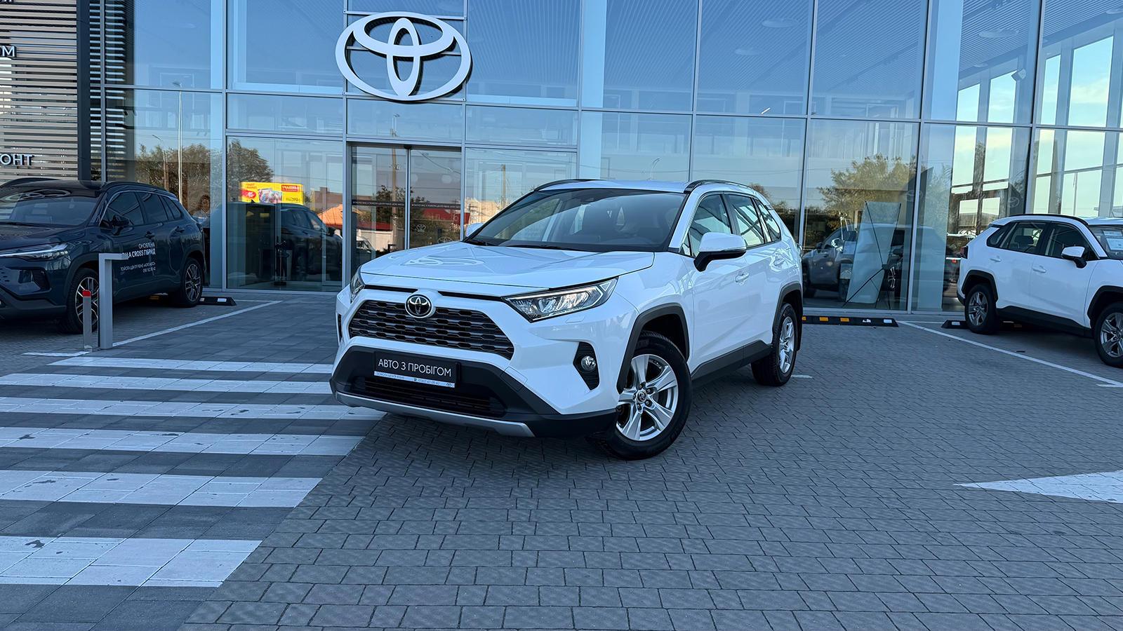 Toyota RAV4 2021 року з пробігом 36372 км, Універсал, Тойота Центр Рівне "Агат Авто", м.Рівне - 1251600 ГРН | Фото № 1