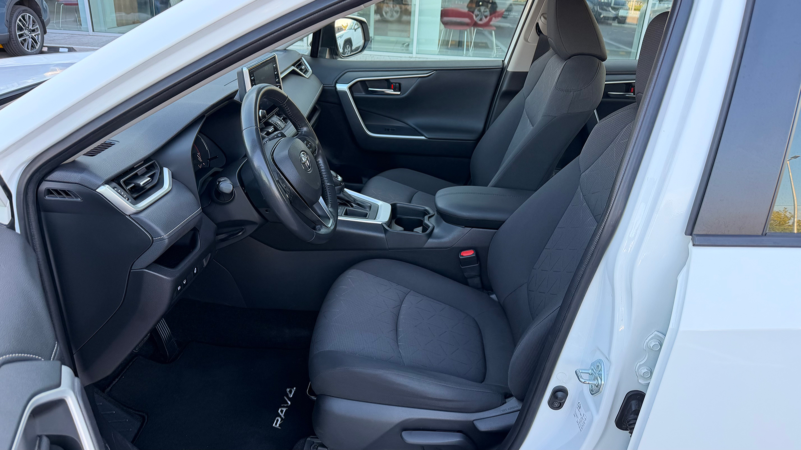 Toyota RAV4 2021 року з пробігом 36372 км, Універсал, Тойота Центр Рівне "Агат Авто", м.Рівне - 1251600 ГРН | Фото № 12