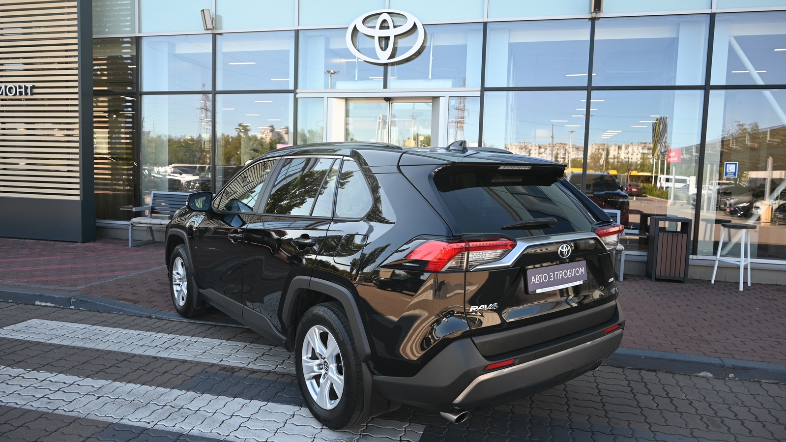 Toyota RAV4 2021 року з пробігом 111715 км, Універсал, Тойота Центр Київ "Сіті Плаза", м.Київ - 1246830 ГРН | Фото № 2