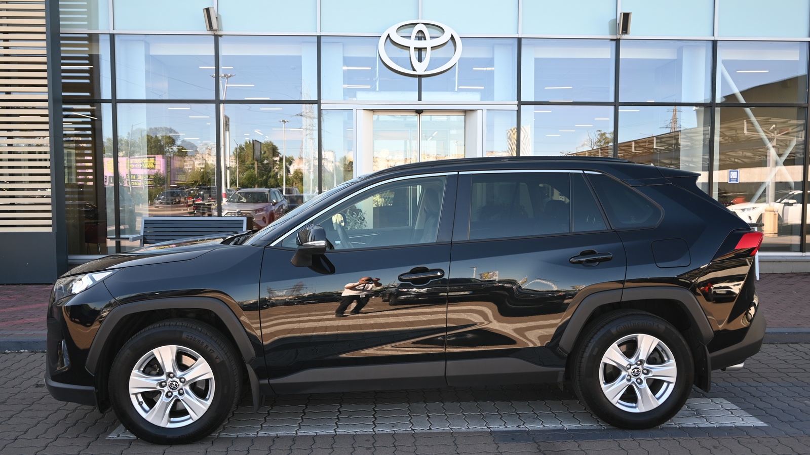 Toyota RAV4 2021 року з пробігом 111715 км, Універсал, Тойота Центр Київ "Сіті Плаза", м.Київ - 1246830 ГРН | Фото № 3