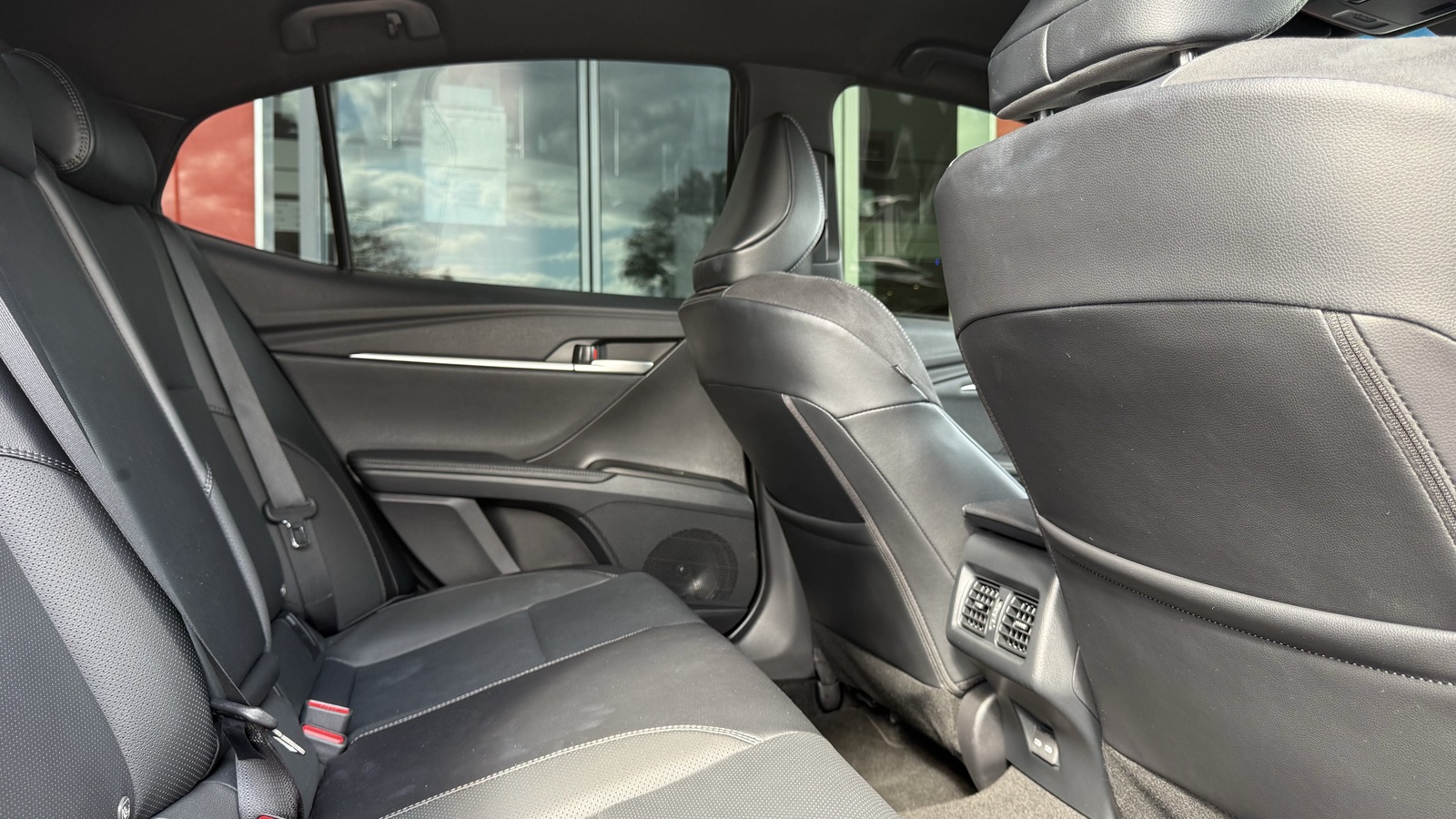 Toyota CAMRY 2024 року з пробігом 45890 км, Седан, Тойота Центр Вінниця "Преміум Мотор", м.Вінниця - 1684000 ГРН | Фото № 7
