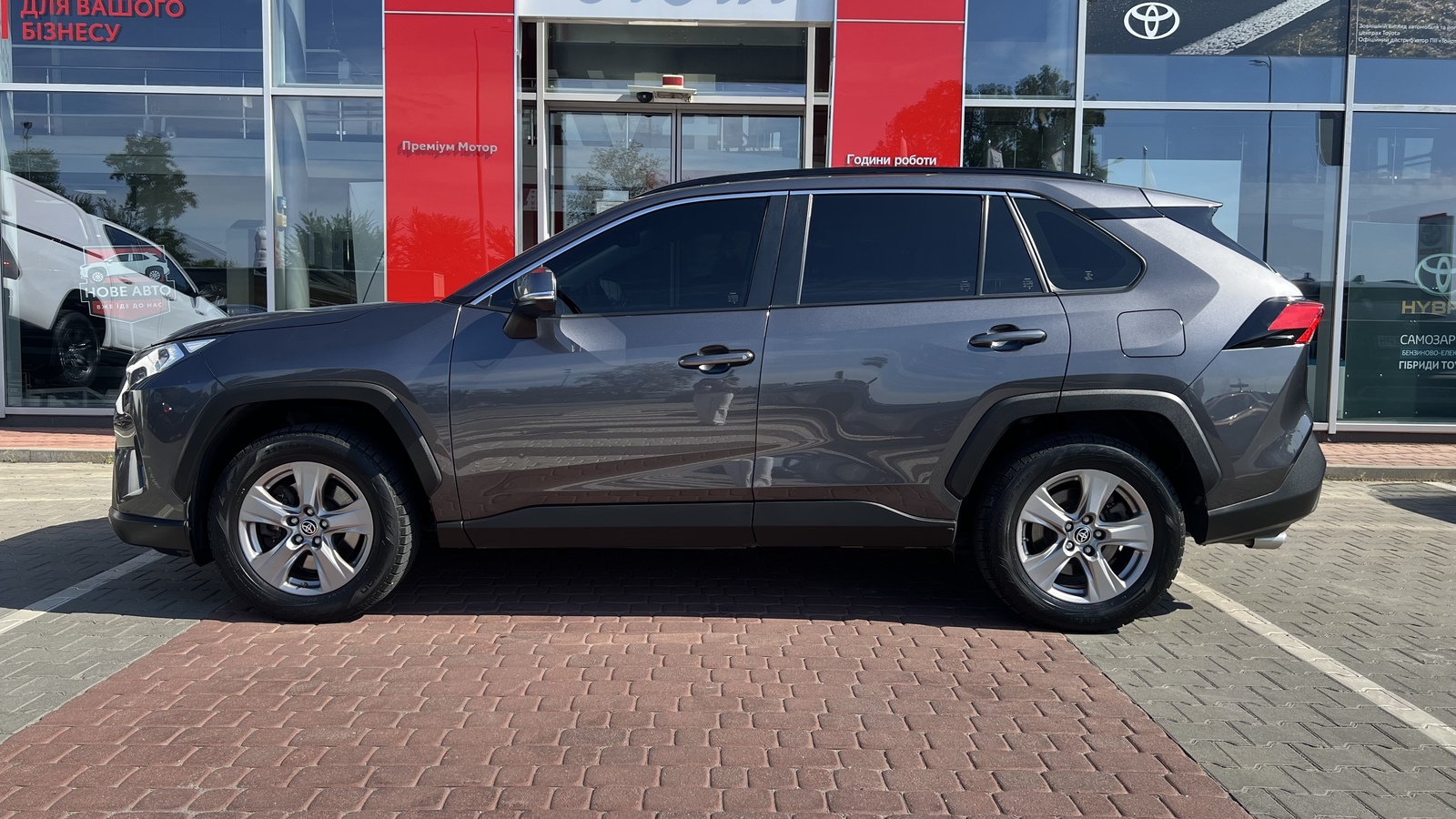 Toyota RAV4 2021 року з пробігом 134254 км, Універсал, Тойота Центр Вінниця "Преміум Мотор", м.Вінниця - 1370000 ГРН | Фото № 3
