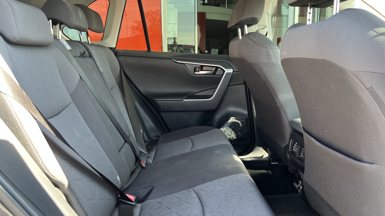 Toyota RAV4 2021 року з пробігом 134254 км, Універсал, Тойота Центр Вінниця "Преміум Мотор", м.Вінниця - 1370000 ГРН | Фото № 7
