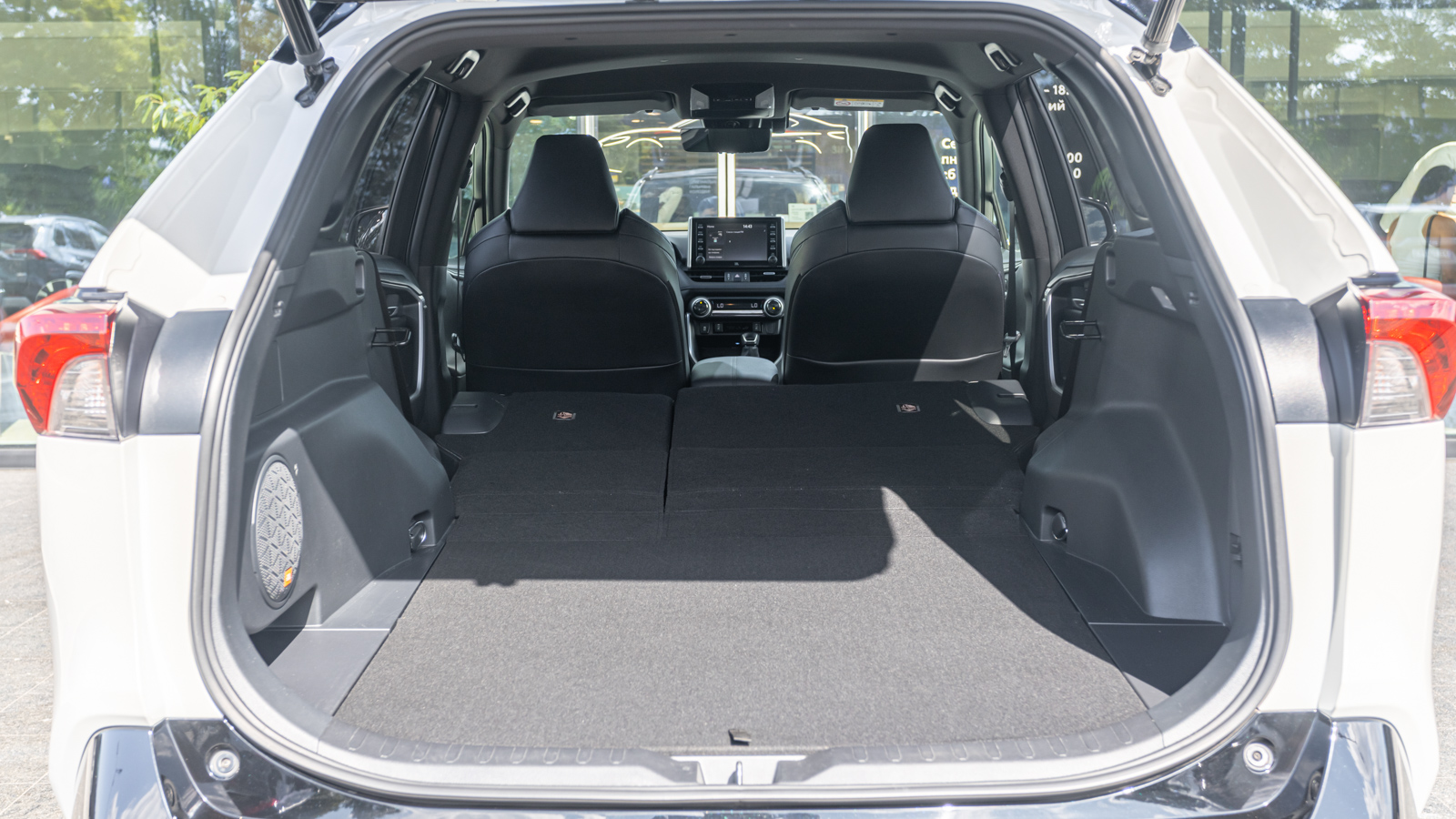 Toyota RAV4 2020 року з пробігом 33537 км, Універсал, Тойота Центр Дніпро "Алмаз Мотор" на Запорізькому шосе, м.Дніпро - 1600000 ГРН | Фото № 12