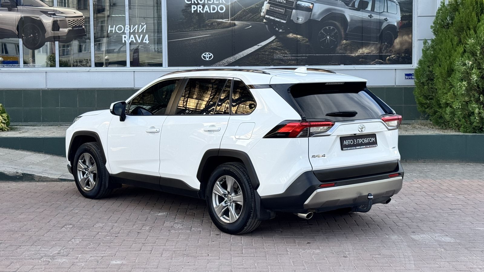 Toyota RAV4 2023 року, Універсал, Тойота Центр Чернівці "Олімп-Моторс", м.Чернівці | Фото № 2 Toyota RAV4 2023 року з пробігом 198023 км, Універсал, Тойота Центр Чернівці "Олімп-Моторс", м.Чернівці - 1180000 ГРН | Фото № 2