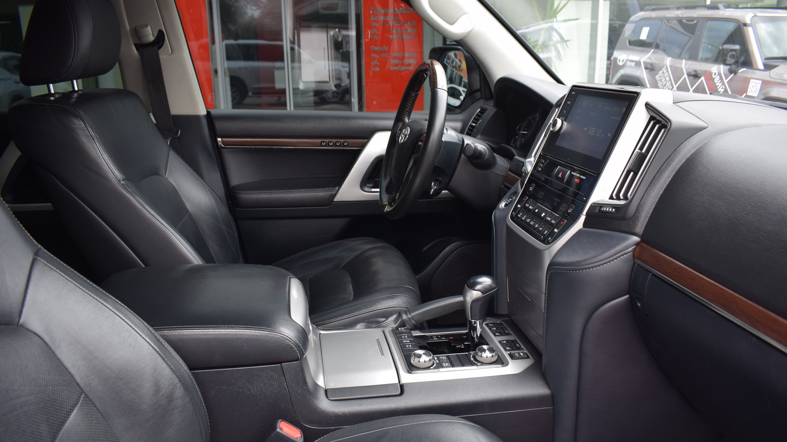 Toyota LAND CRUISER 2019 року, Універсал, Тойота Центр Житомир "Стар - Кар", м.Житомир | Фото № 6 Toyota LAND CRUISER 2019 року з пробігом 178664 км, Універсал, Тойота Центр Житомир "Стар - Кар", м.Житомир - 2128000 ГРН | Фото № 6
