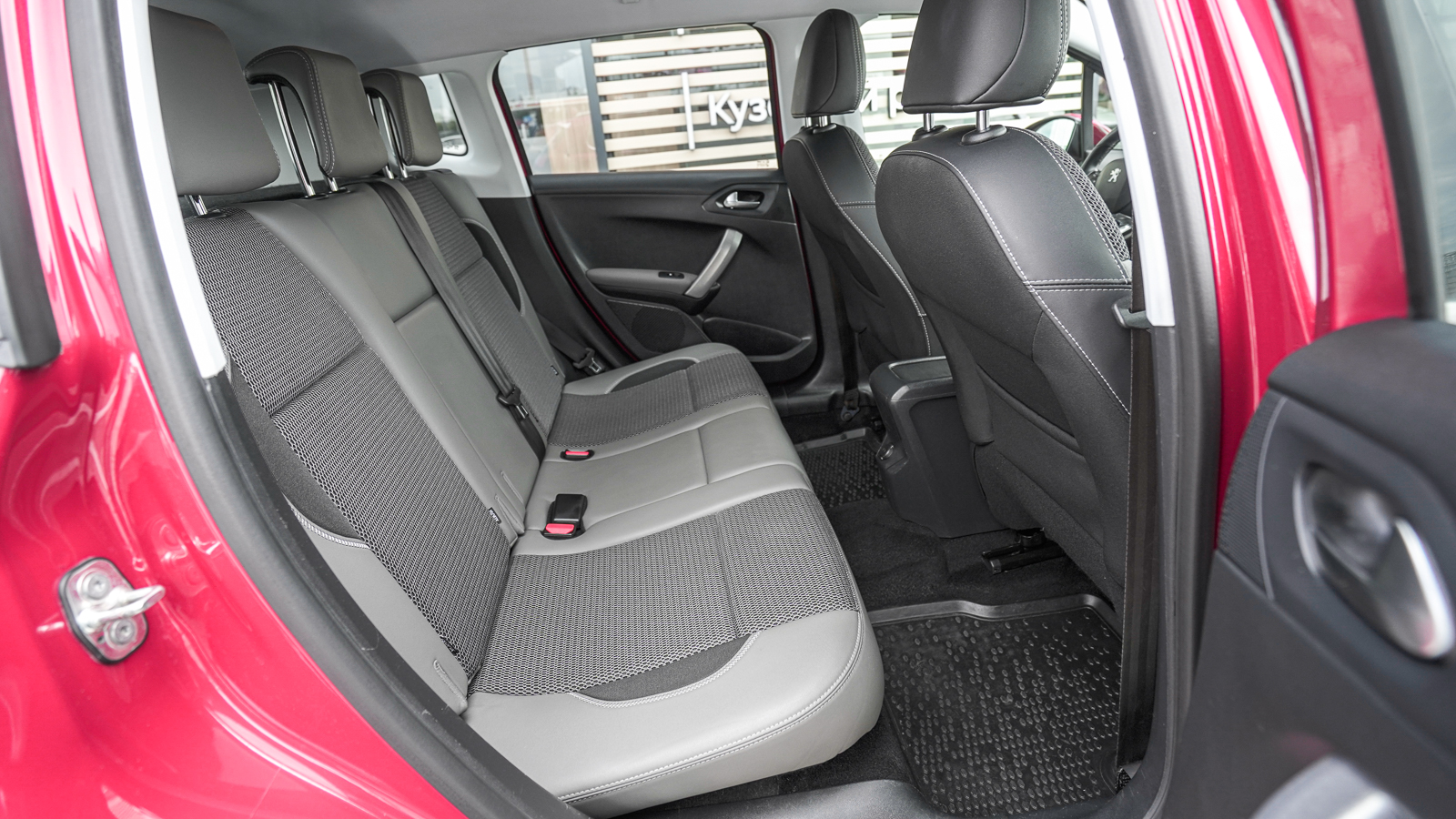 Інші авто PEUGEOT 2008 2016 року, Універсал, Тойота Центр Львів "Діамант", м.Львів | Фото № 7 Інші авто PEUGEOT 2008 2016 року з пробігом 60483 км, Універсал, Тойота Центр Львів "Діамант", м.Львів - 586300 ГРН | Фото № 7