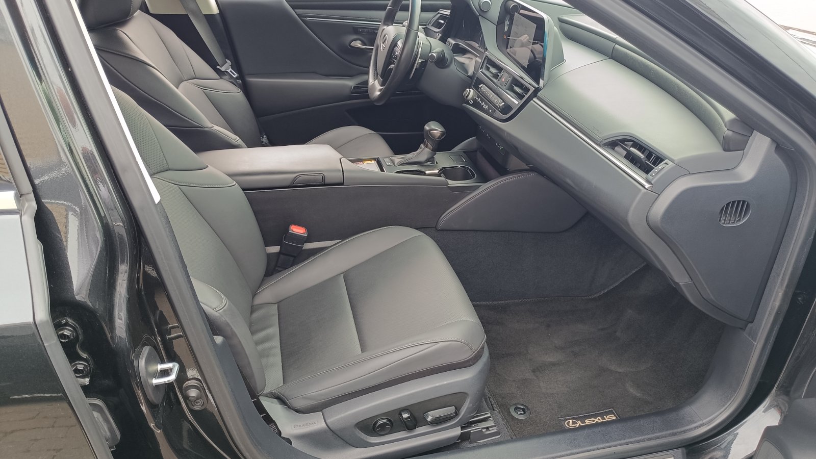 Lexus ES 2024 року, Седан, Тойота Центр Київ "ВІДІ Аеропорт", м.Київ | Фото № 6 Lexus ES 2024 року з пробігом 72332 км, Седан, Тойота Центр Київ "ВІДІ Аеропорт", м.Київ - 1900000 ГРН | Фото № 6