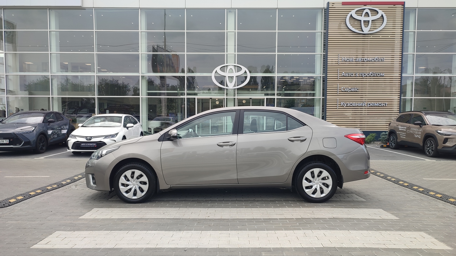 Toyota COROLLA 2014 року, Седан, Тойота Центр Київ "ВіДі Автострада", м.Київ | Фото № 3 Toyota COROLLA 2014 року з пробігом 145452 км, Седан, Тойота Центр Київ "ВіДі Автострада", м.Київ - 487000 ГРН | Фото № 3