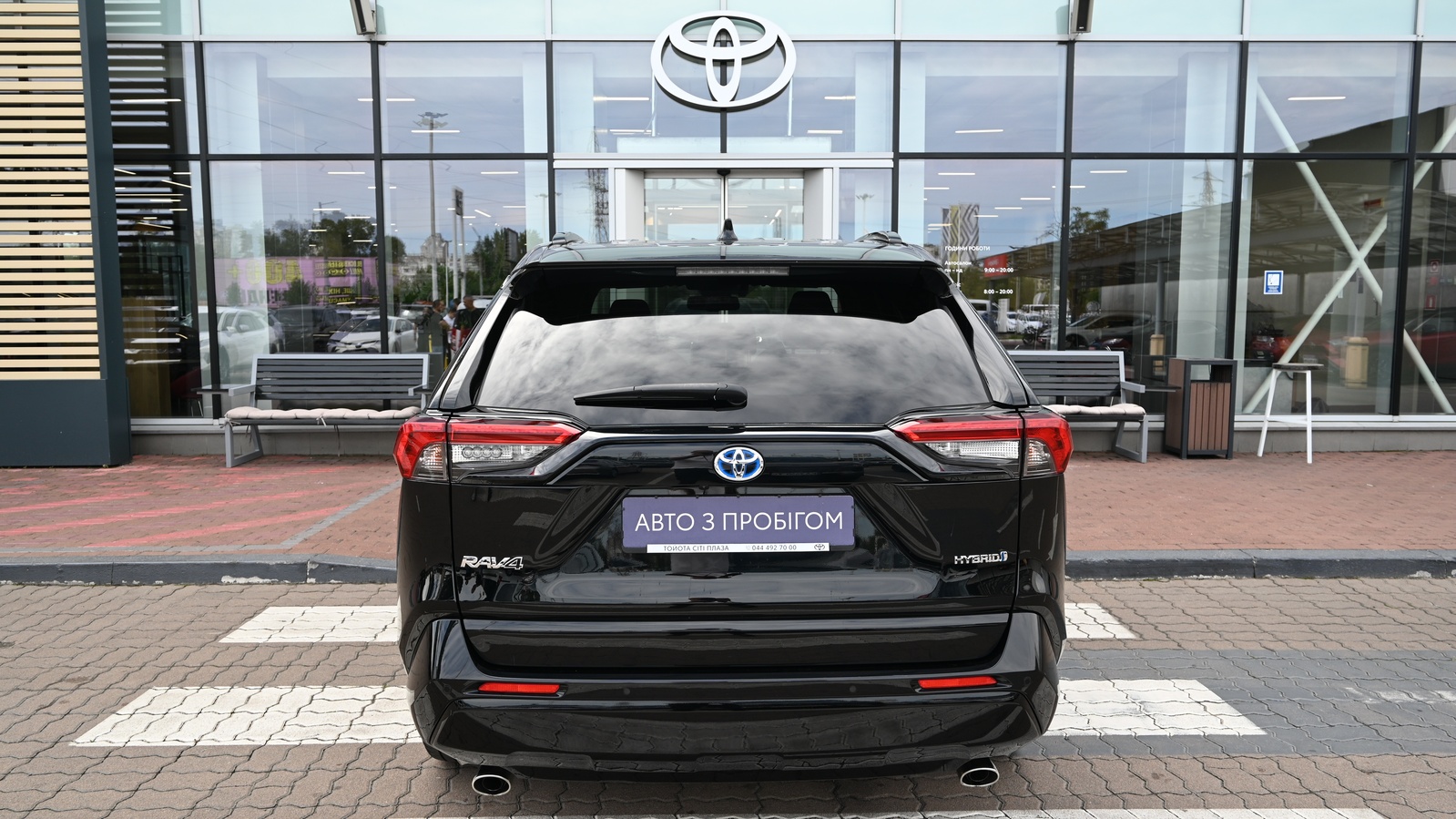Toyota RAV4 2021 року, Універсал, Тойота Центр Київ "Сіті Плаза", м.Київ | Фото № 4 Toyota RAV4 2021 року з пробігом 92000 км, Універсал, Тойота Центр Київ "Сіті Плаза", м.Київ - 1514688 ГРН | Фото № 4