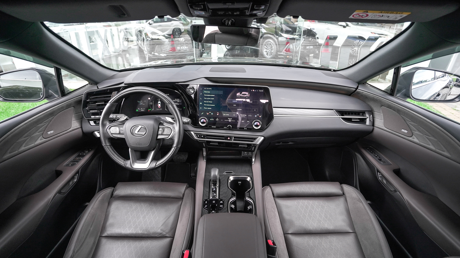 Lexus RX 450h+ 2025 року, Універсал, Лексус Львів, м.Львів | Фото № 8 Lexus RX 450h+ 2025 року з пробігом 10544 км, Універсал, Лексус Львів, м.Львів - 4464900 ГРН | Фото № 8