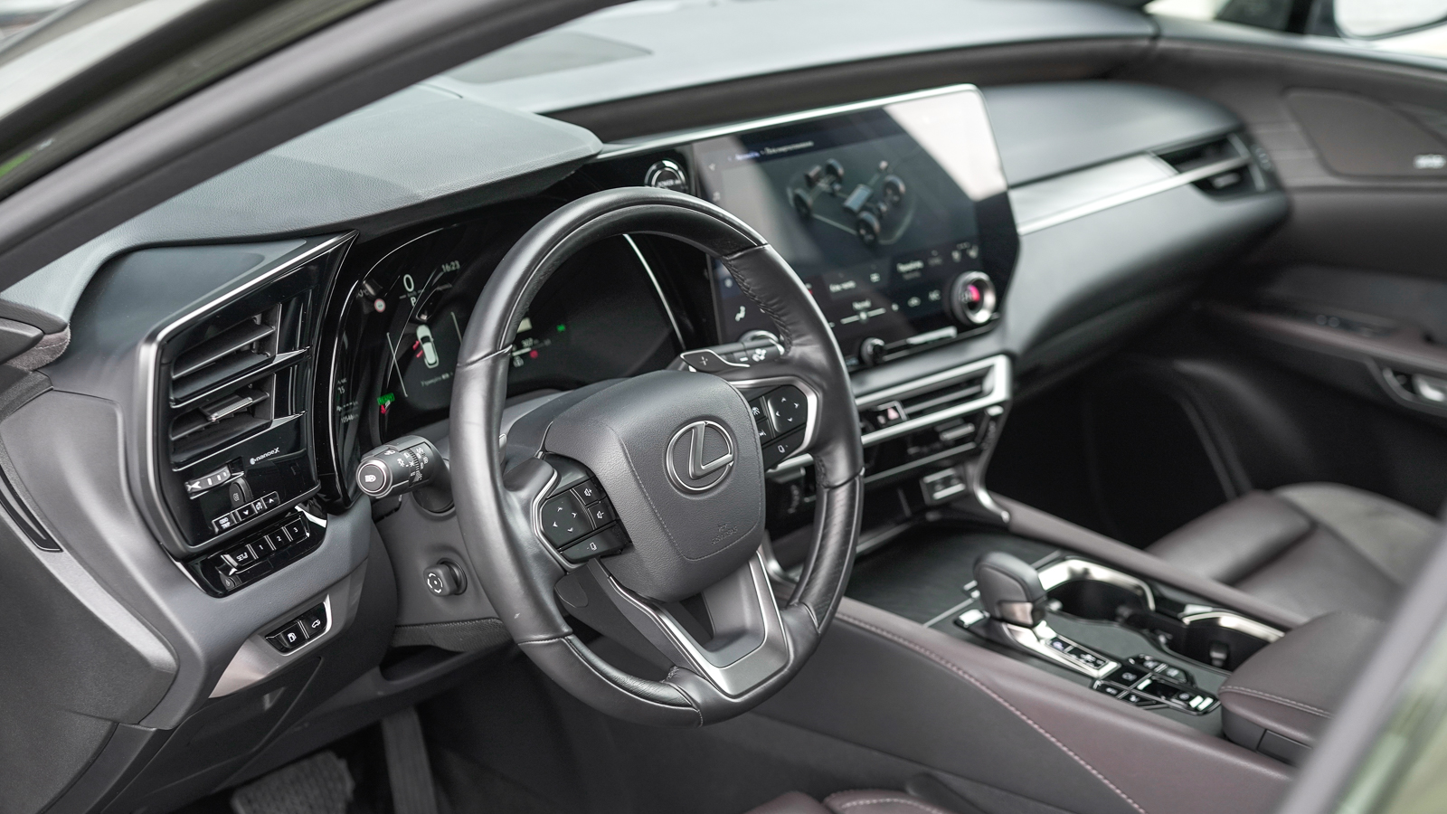 Lexus RX 450h+ 2025 року, Універсал, Лексус Львів, м.Львів | Фото № 21 Lexus RX 450h+ 2025 року з пробігом 10544 км, Універсал, Лексус Львів, м.Львів - 4464900 ГРН | Фото № 21