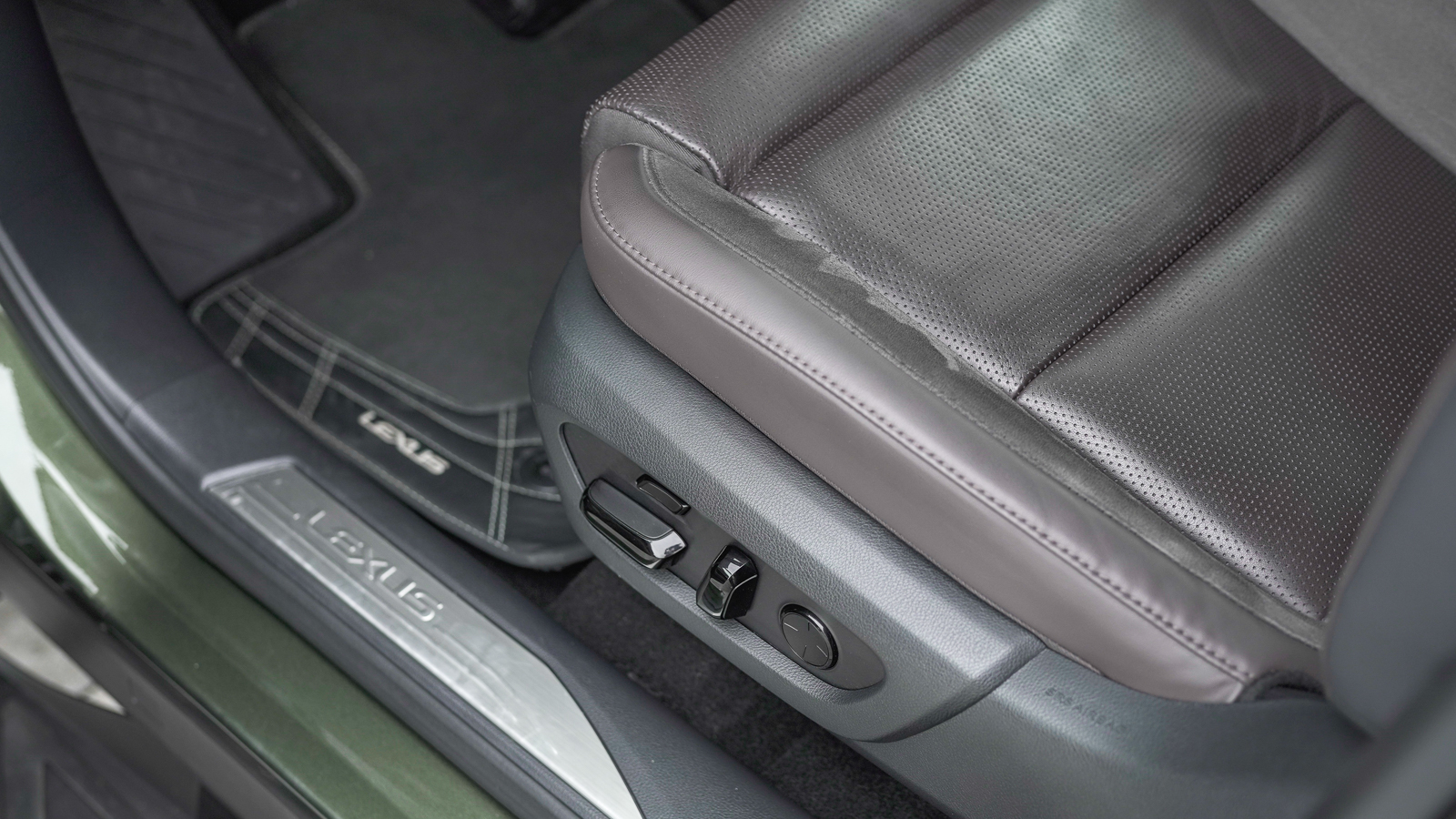 Lexus RX 450h+ 2025 року, Універсал, Лексус Львів, м.Львів | Фото № 23 Lexus RX 450h+ 2025 року з пробігом 10544 км, Універсал, Лексус Львів, м.Львів - 4464900 ГРН | Фото № 23