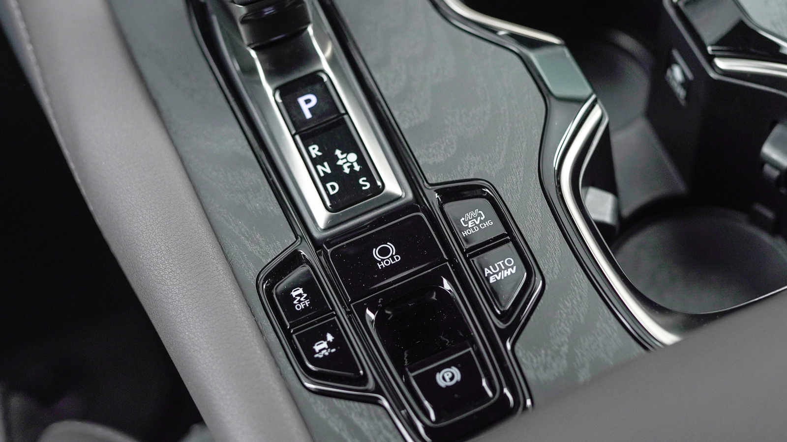 Lexus RX 450h+ 2025 року, Універсал, Лексус Львів, м.Львів | Фото № 43 Lexus RX 450h+ 2025 року з пробігом 10544 км, Універсал, Лексус Львів, м.Львів - 4464900 ГРН | Фото № 43