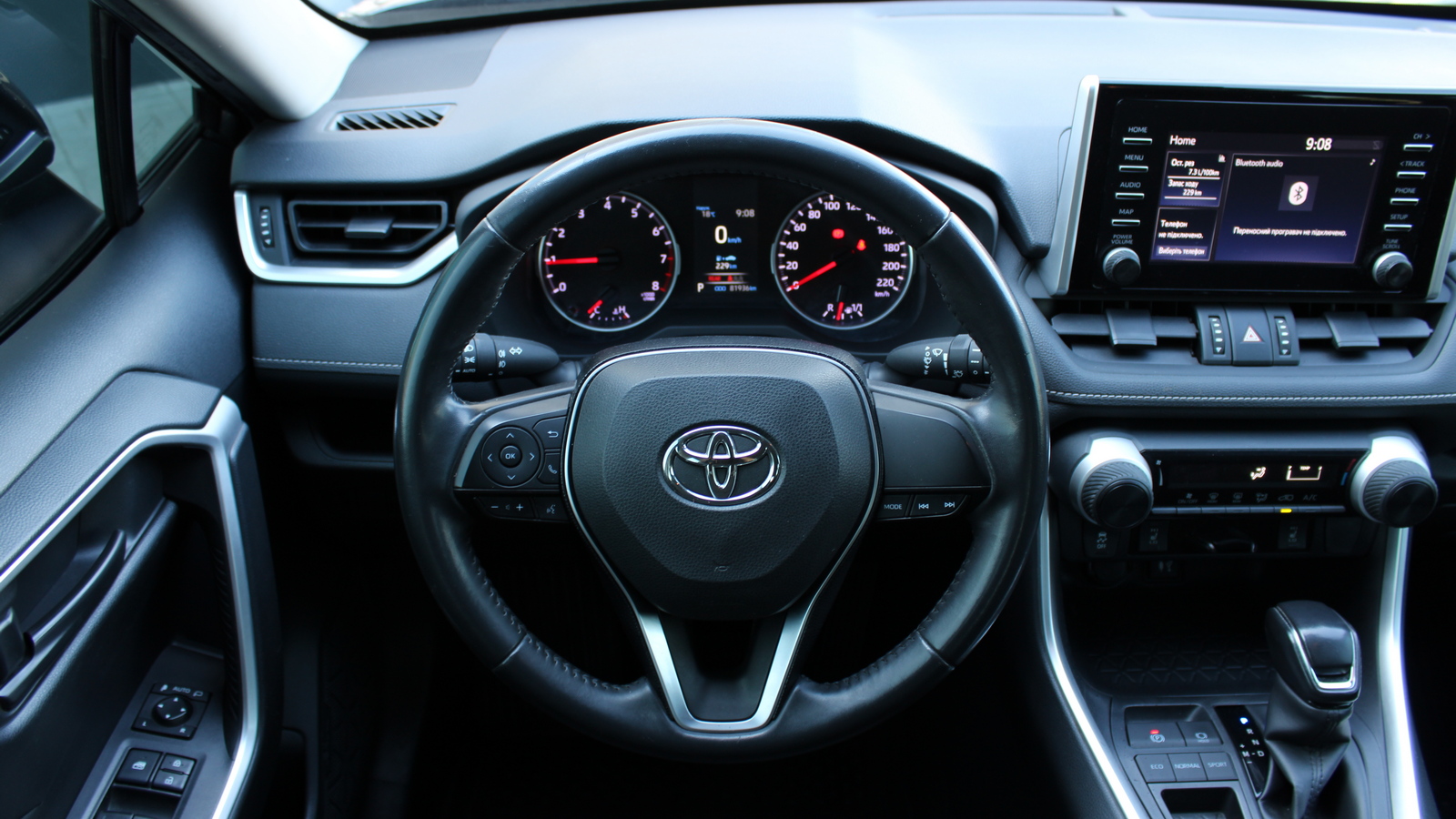 Toyota RAV4 2019 року, Універсал, Тойота Центр Черкаси "Мотор Сіті", м.Черкаси | Фото № 9 Toyota RAV4 2019 року з пробігом 81931 км, Універсал, Тойота Центр Черкаси "Мотор Сіті", м.Черкаси - 1166000 ГРН | Фото № 9