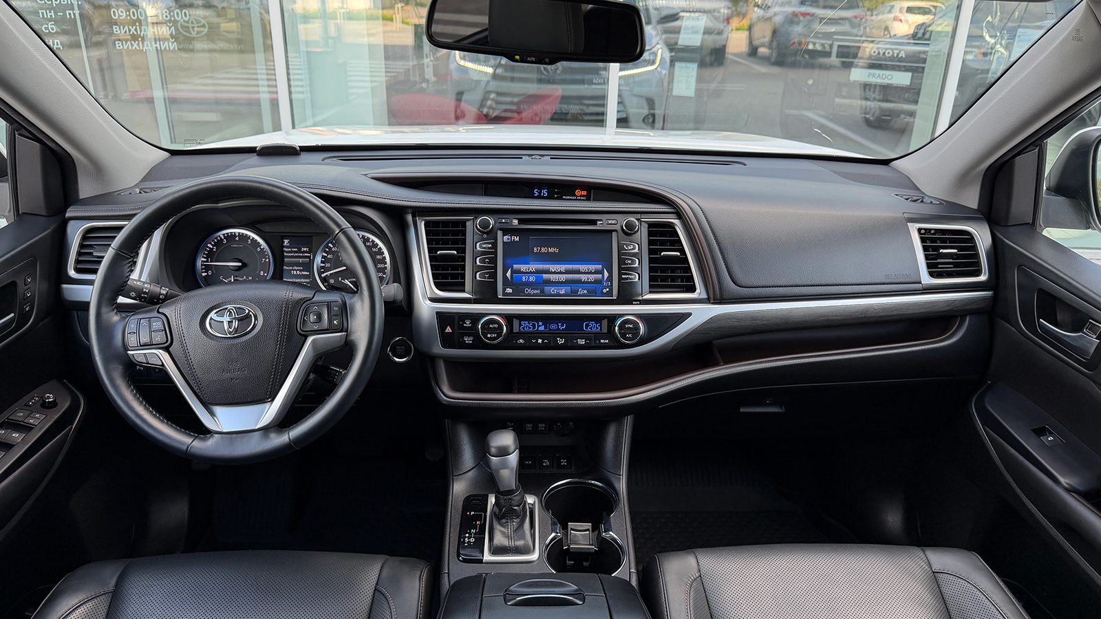Toyota HIGHLANDER 2018 року, Універсал, Тойота Центр Рівне "Агат Авто", м.Рівне | Фото № 8 Toyota HIGHLANDER 2018 року з пробігом 13566 км, Універсал, Тойота Центр Рівне "Агат Авто", м.Рівне - 1676250 ГРН | Фото № 8