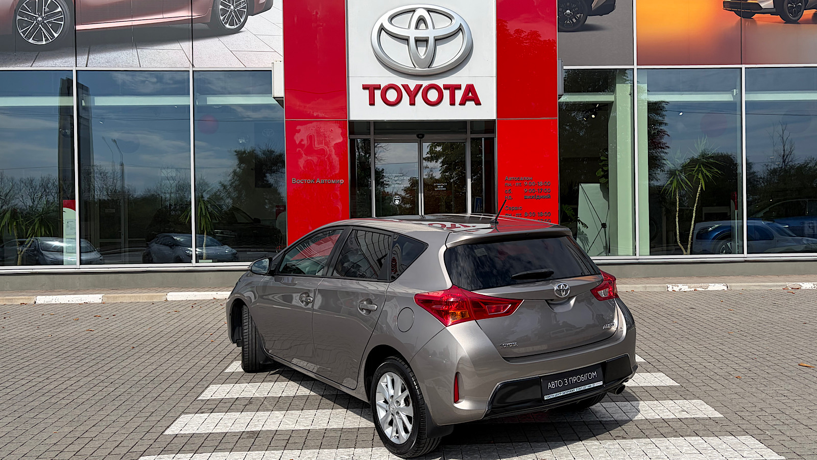 Toyota AURIS 2012 року, Хетчбек, Тойота Центр Запоріжжя "Восток Автомир", м.Запоріжжя | Фото № 2 Toyota AURIS 2012 року з пробігом 121362 км, Хетчбек, Тойота Центр Запоріжжя "Восток Автомир", м.Запоріжжя - 560000 ГРН | Фото № 2
