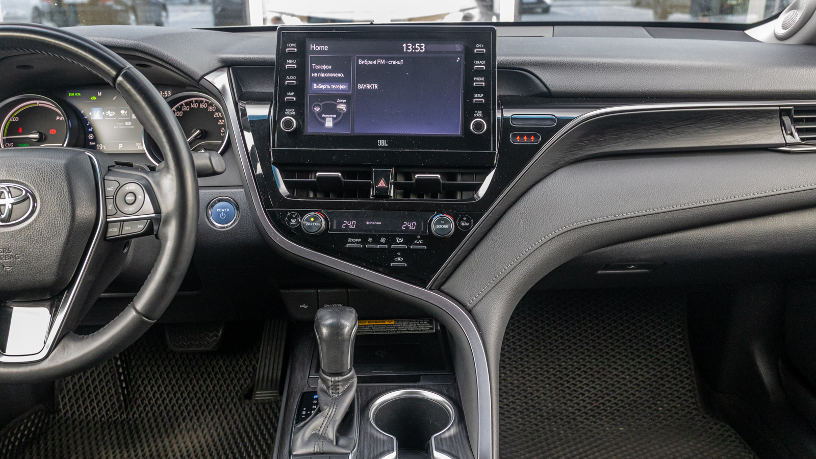 Toyota CAMRY 2021 року, Седан, Тойота Центр Дніпро "Алмаз Мотор" на Запорізькому шосе, м.Дніпро | Фото № 13 Toyota CAMRY 2021 року з пробігом 132384 км, Седан, Тойота Центр Дніпро "Алмаз Мотор" на Запорізькому шосе, м.Дніпро - 1305000 ГРН | Фото № 13