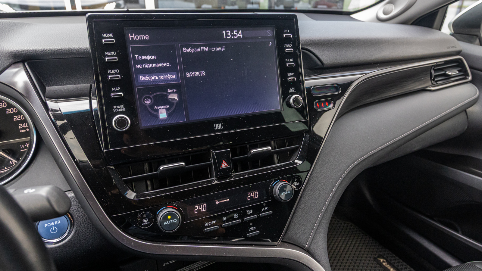 Toyota CAMRY 2021 року, Седан, Тойота Центр Дніпро "Алмаз Мотор" на Запорізькому шосе, м.Дніпро | Фото № 15 Toyota CAMRY 2021 року з пробігом 132384 км, Седан, Тойота Центр Дніпро "Алмаз Мотор" на Запорізькому шосе, м.Дніпро - 1305000 ГРН | Фото № 15