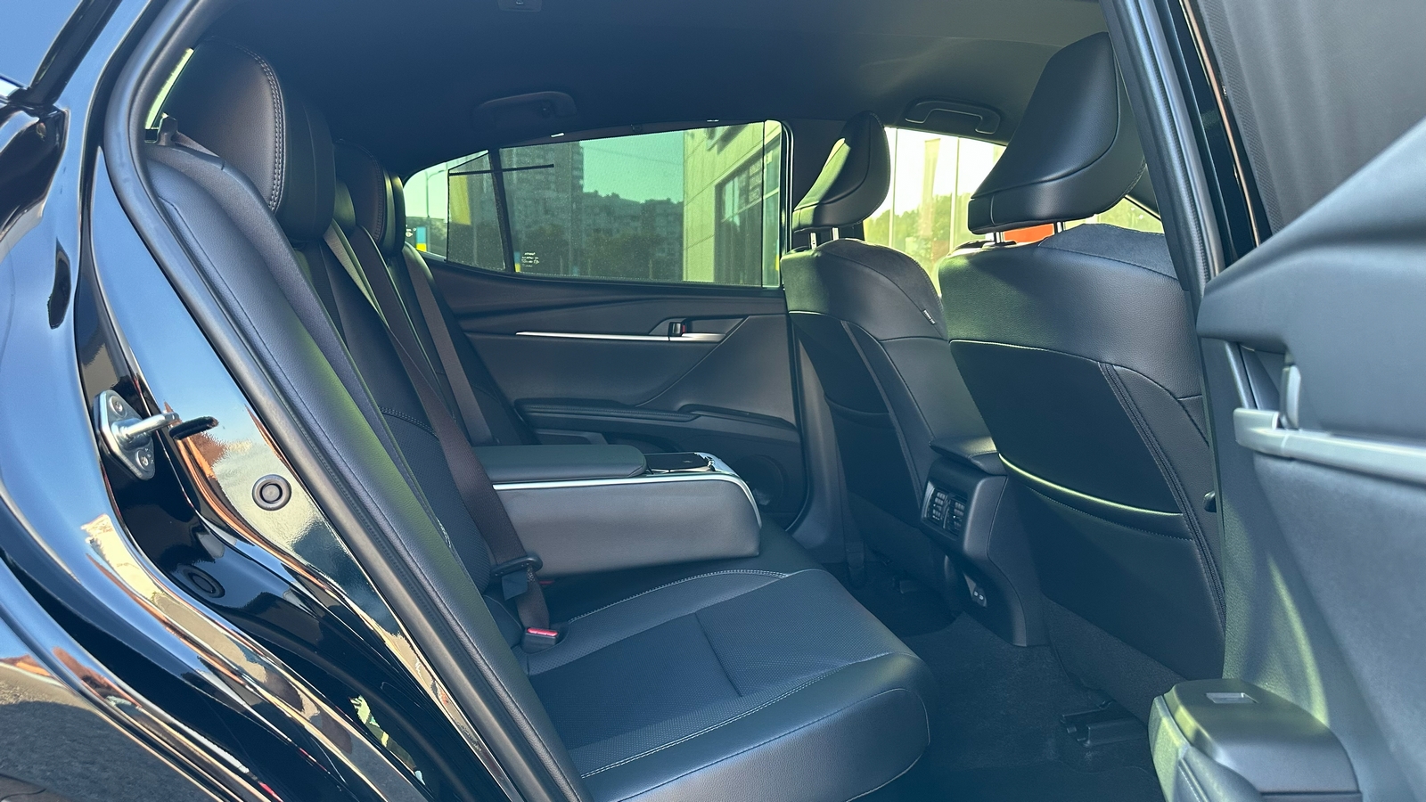 Toyota CAMRY 2025 року, Седан, Тойота Центр Харків "Артсіті", м.Харків | Фото № 7 Toyota CAMRY 2025 року з пробігом 152 км, Седан, Тойота Центр Харків "Артсіті", м.Харків - 2166000 ГРН | Фото № 7