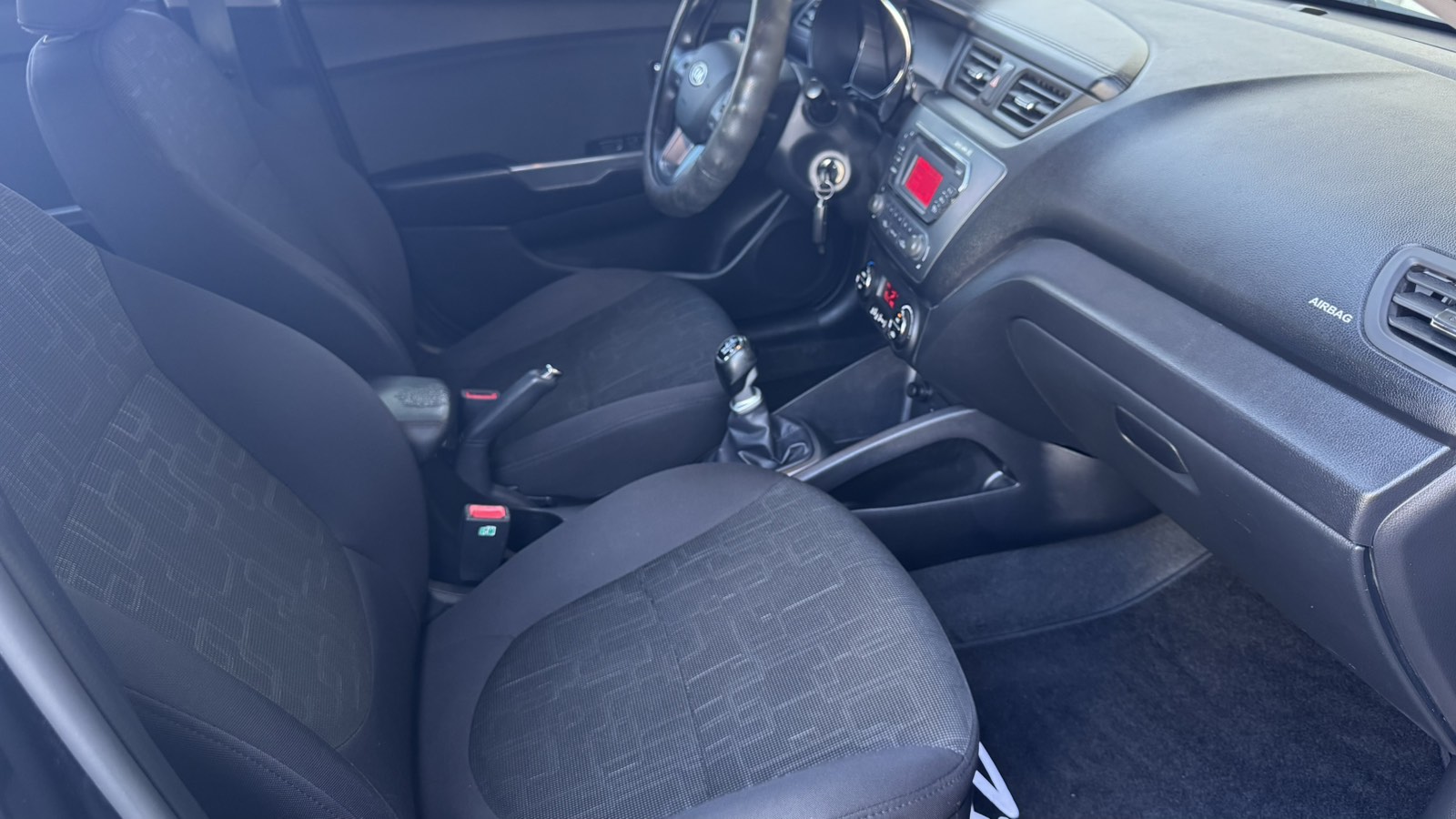 Інші авто KIA RIO 2012 року, Седан, Тойота Центр Київ "Автосаміт Укравто", м.Київ | Фото № 6 Інші авто KIA RIO 2012 року з пробігом 166402 км, Седан, Тойота Центр Київ "Автосаміт Укравто", м.Київ - 350000 ГРН | Фото № 6