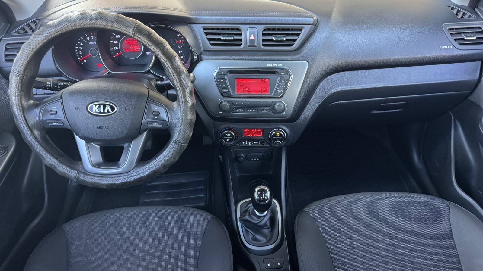 Інші авто KIA RIO 2012 року, Седан, Тойота Центр Київ "Автосаміт Укравто", м.Київ | Фото № 8 Інші авто KIA RIO 2012 року з пробігом 166402 км, Седан, Тойота Центр Київ "Автосаміт Укравто", м.Київ - 350000 ГРН | Фото № 8