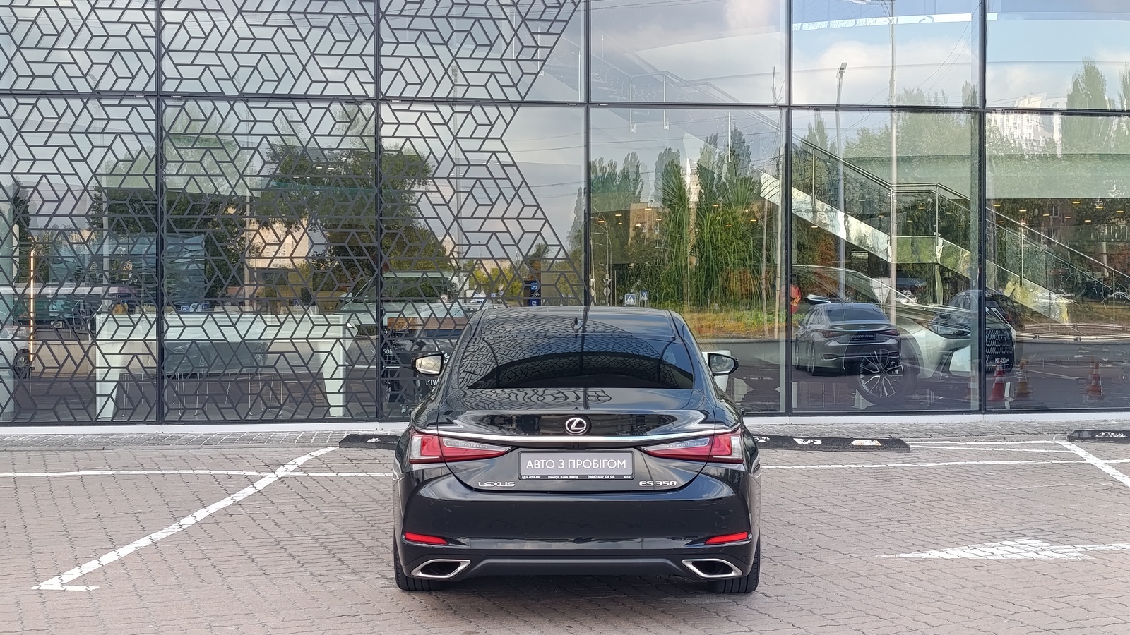 Lexus ES 2019 року, Седан, Лексус Київ Захід, м.Київ | Фото № 4 Lexus ES 2019 року з пробігом 85000 км, Седан, Лексус Київ Захід, м.Київ - 1650000 ГРН | Фото № 4