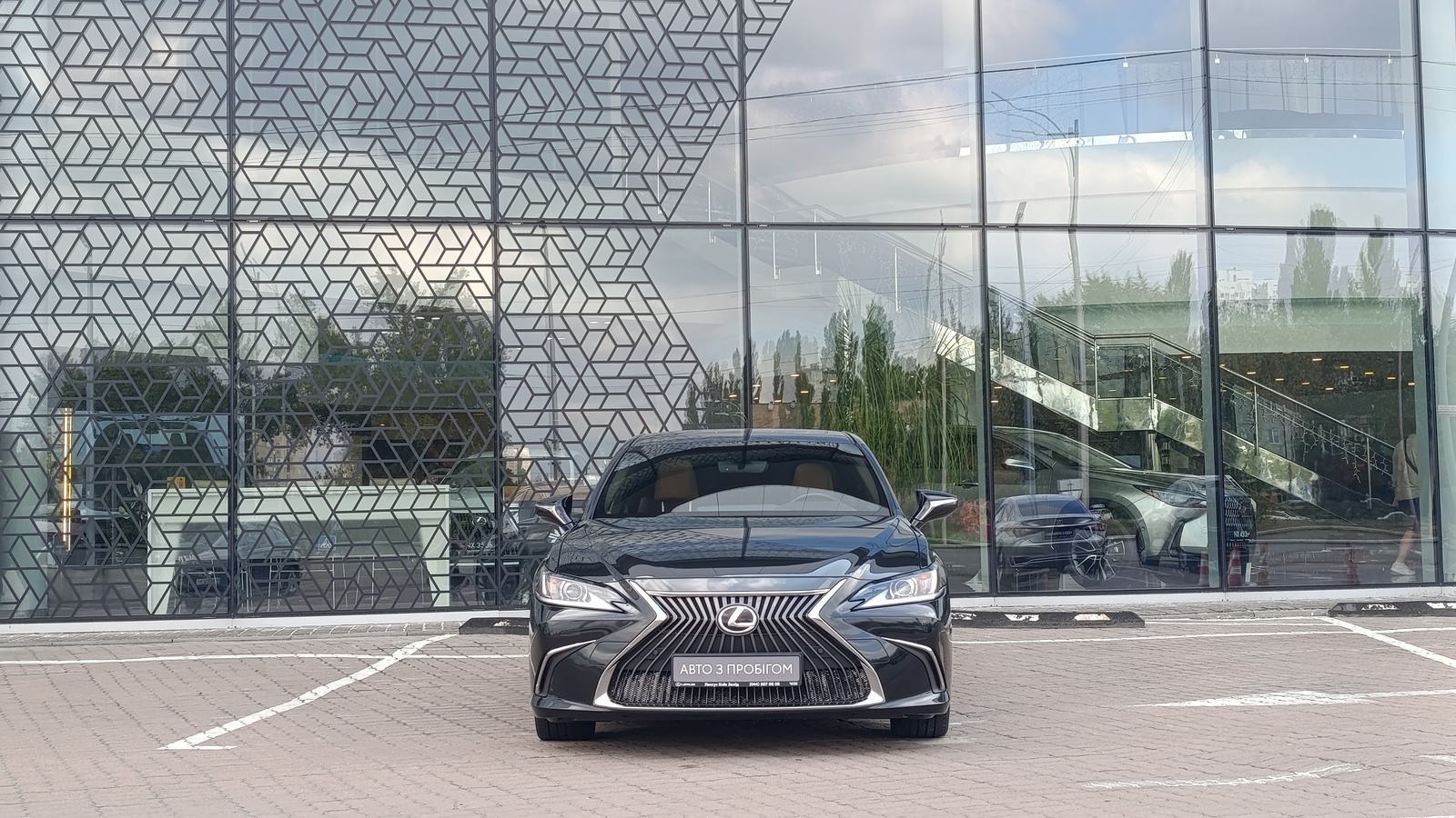 Lexus ES 2019 року, Седан, Лексус Київ Захід, м.Київ | Фото № 5 Lexus ES 2019 року з пробігом 85000 км, Седан, Лексус Київ Захід, м.Київ - 1650000 ГРН | Фото № 5