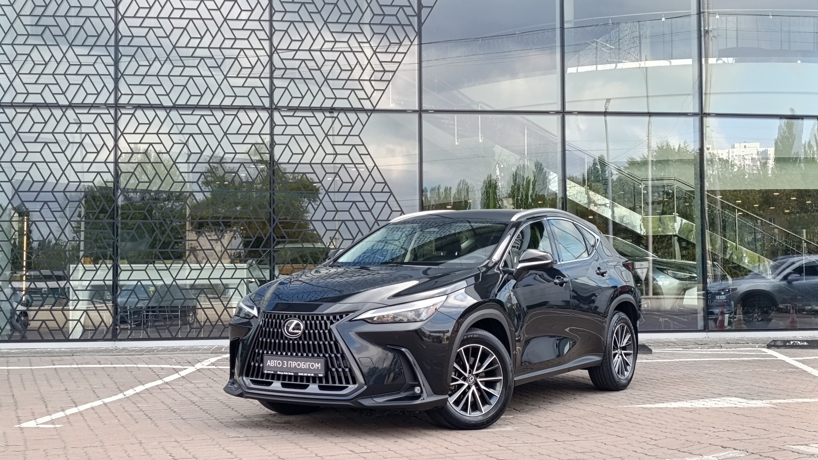 Lexus NX 2022 року, Універсал, Лексус Київ Захід, м.Київ | Фото № 1 Lexus NX 2022 року з пробігом 76086 км, Універсал, Лексус Київ Захід, м.Київ - 2000000 ГРН | Фото № 1