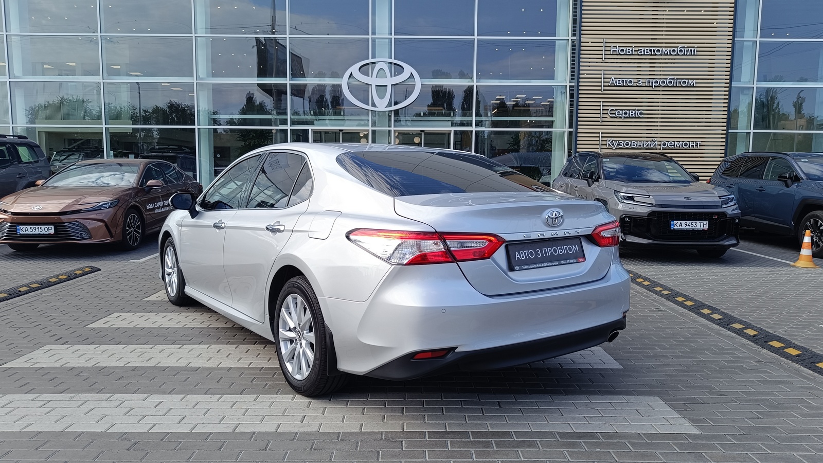 Toyota CAMRY 2018 року, Седан, Тойота Центр Київ "ВіДі Автострада", м.Київ | Фото № 2 Toyota CAMRY 2018 року з пробігом 235836 км, Седан, Тойота Центр Київ "ВіДі Автострада", м.Київ - 855000 ГРН | Фото № 2