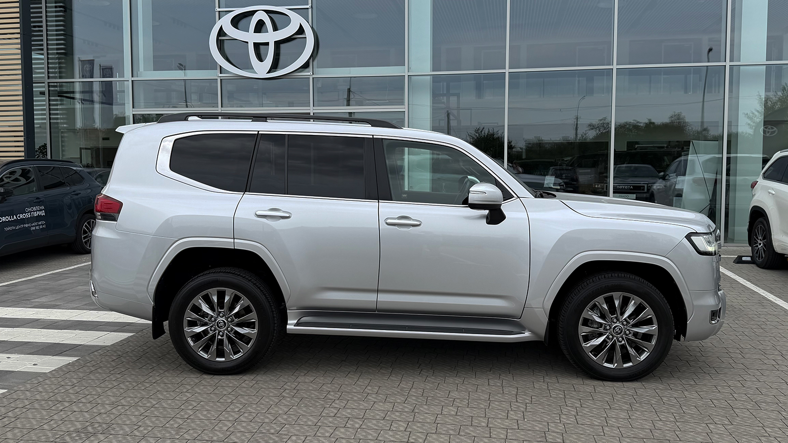 Toyota LAND CRUISER 2023 року з пробігом 71658 км, Універсал, Тойота Центр Рівне "Агат Авто", м.Рівне - 3531300 ГРН | Фото № 17