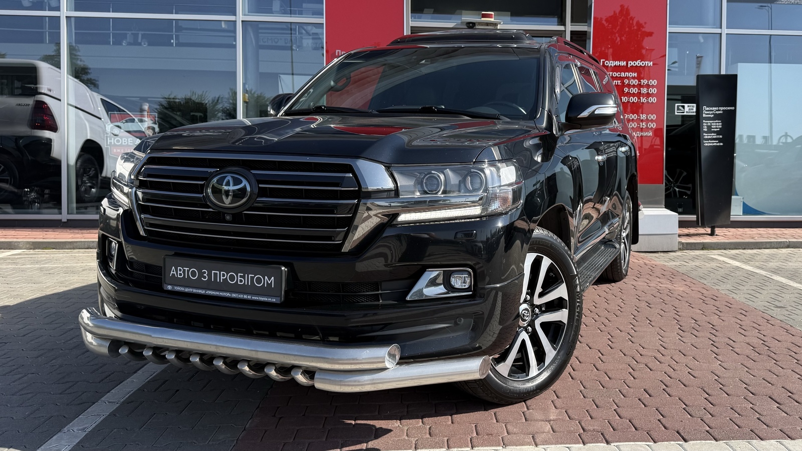 Toyota LAND CRUISER 2018 року, Універсал, Тойота Центр Вінниця "Преміум Мотор", м.Вінниця | Фото № 1 Toyota LAND CRUISER 2018 року з пробігом 81374 км, Універсал, Тойота Центр Вінниця "Преміум Мотор", м.Вінниця - 2670000 ГРН | Фото № 1