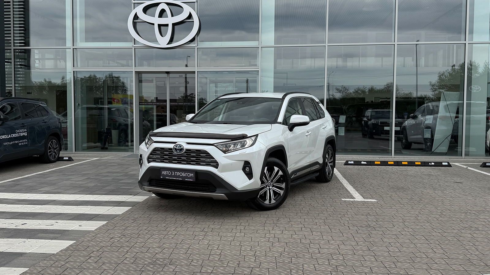 Toyota RAV4 2023 року, Універсал, Тойота Центр Рівне "Агат Авто", м.Рівне | Фото № 1 Toyota RAV4 2023 року з пробігом 37704 км, Універсал, Тойота Центр Рівне "Агат Авто", м.Рівне - 1743300 ГРН | Фото № 1