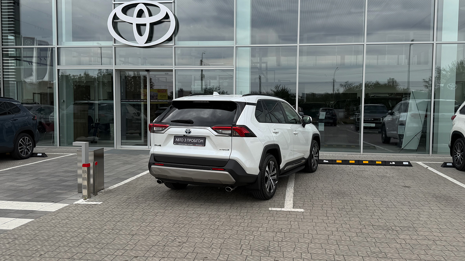 Toyota RAV4 2023 року, Універсал, Тойота Центр Рівне "Агат Авто", м.Рівне | Фото № 18 Toyota RAV4 2023 року з пробігом 37704 км, Універсал, Тойота Центр Рівне "Агат Авто", м.Рівне - 1743300 ГРН | Фото № 18