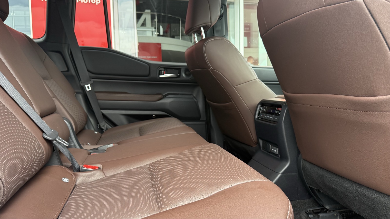 Toyota LAND CRUISER PRADO 2024 року, Універсал, Тойота Центр Вінниця "Преміум Мотор", м.Вінниця | Фото № 7 Toyota LAND CRUISER PRADO 2024 року з пробігом 20300 км, Універсал, Тойота Центр Вінниця "Преміум Мотор", м.Вінниця - 2850000 ГРН | Фото № 7