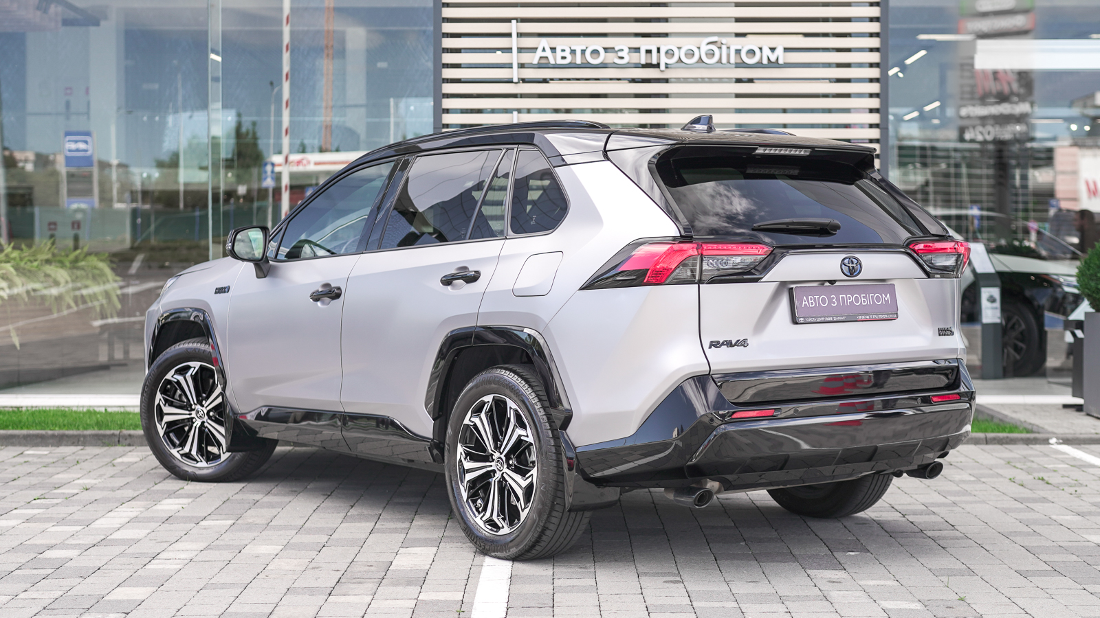 Toyota RAV4 Plug-In 2024 року з пробігом 21040 км, Універсал, Тойота Центр Львів "Діамант", м.Львів - 2638350 ГРН | Фото № 2