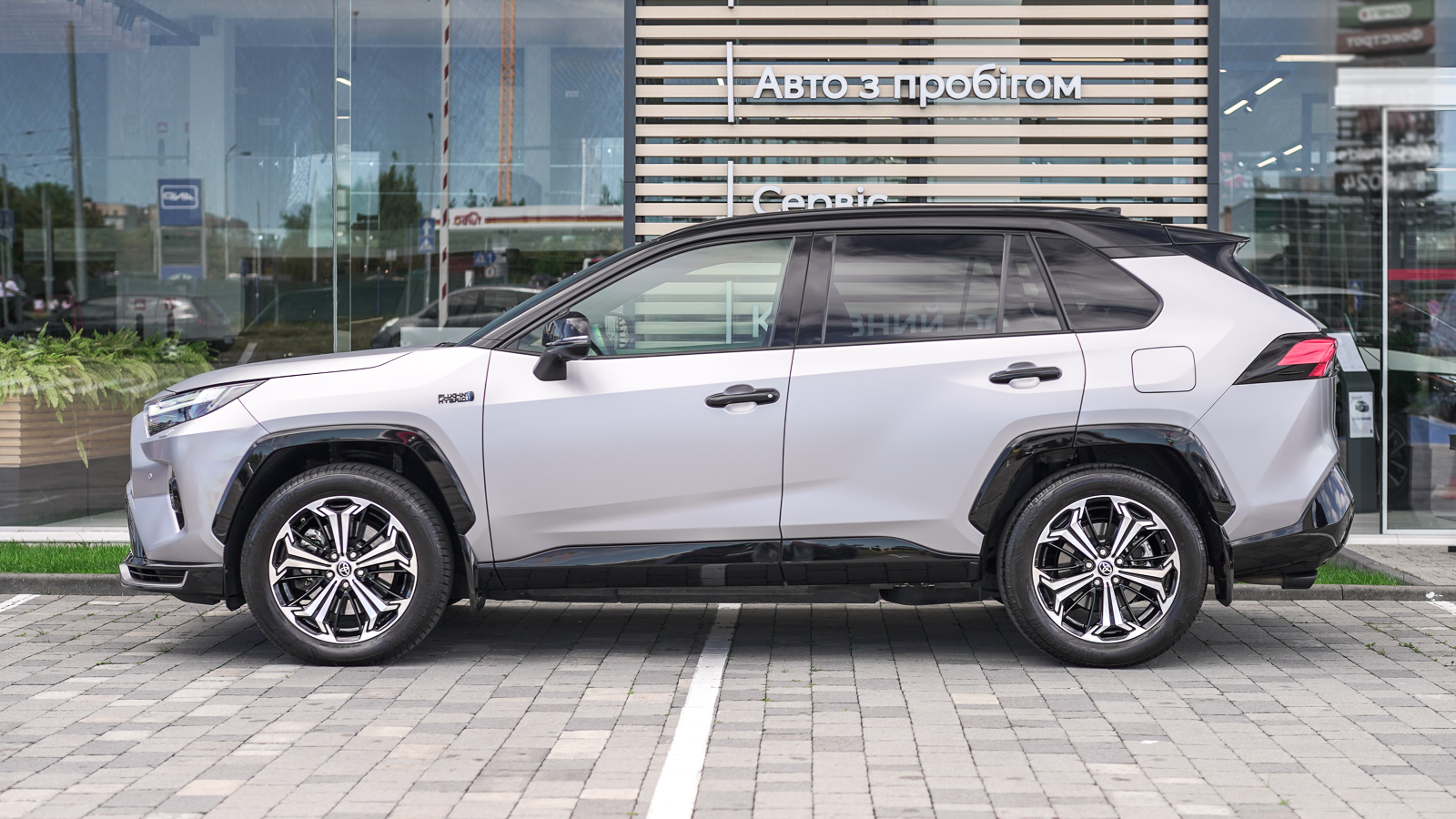 Toyota RAV4 Plug-In 2024 року з пробігом 21040 км, Універсал, Тойота Центр Львів "Діамант", м.Львів - 2638350 ГРН | Фото № 3
