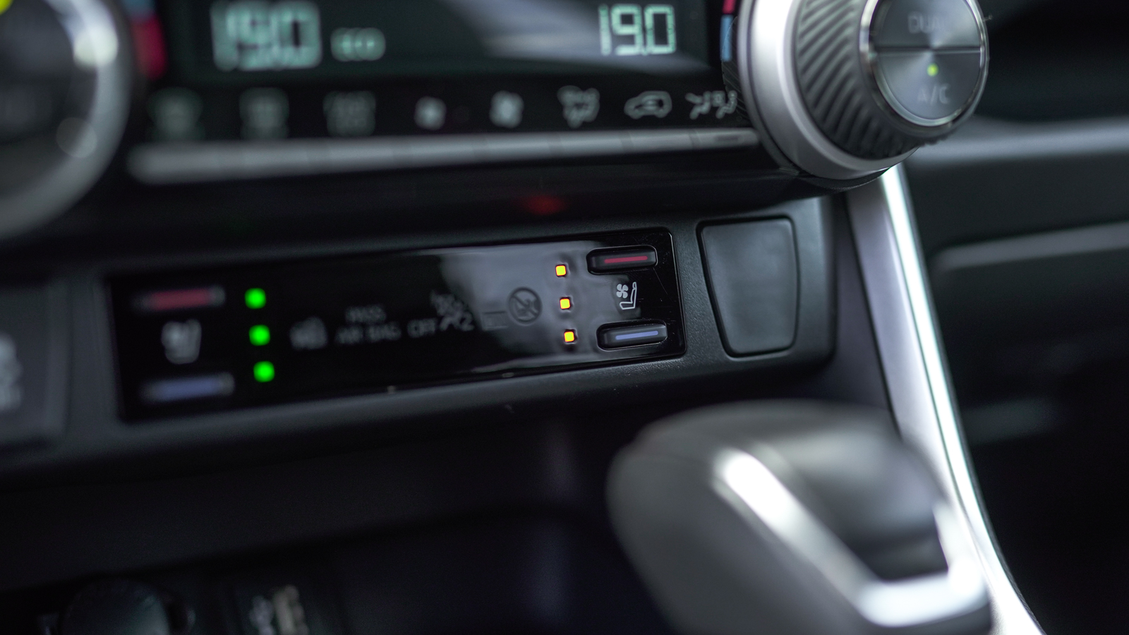 Toyota RAV4 Plug-In 2024 року з пробігом 21040 км, Універсал, Тойота Центр Львів "Діамант", м.Львів - 2638350 ГРН | Фото № 42
