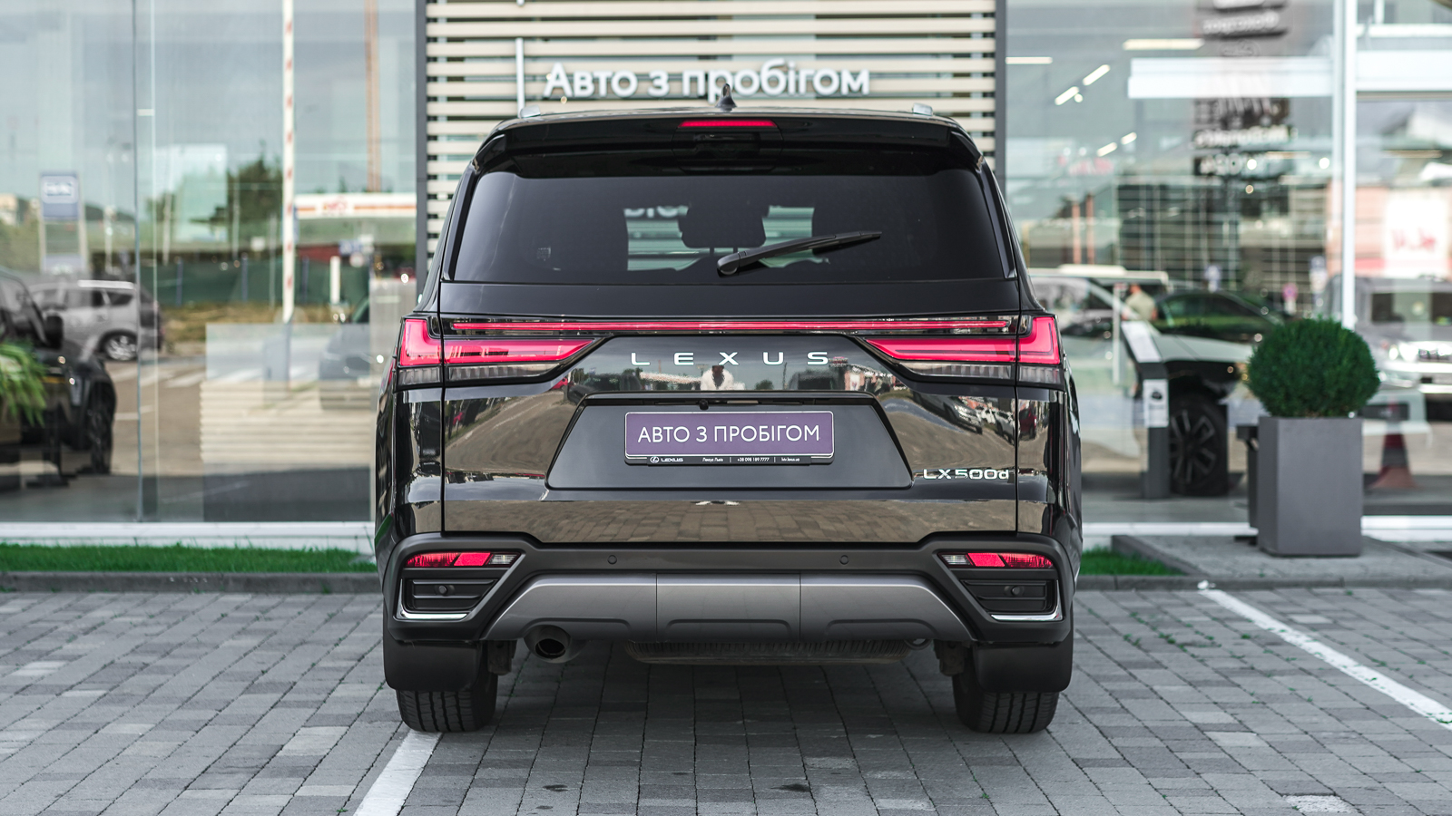 Lexus LX 2025 року, Універсал, Тойота Центр Львів "Діамант", м.Львів | Фото № 4 Lexus LX 2025 року з пробігом 12769 км, Універсал, Тойота Центр Львів "Діамант", м.Львів - 5772800 ГРН | Фото № 4
