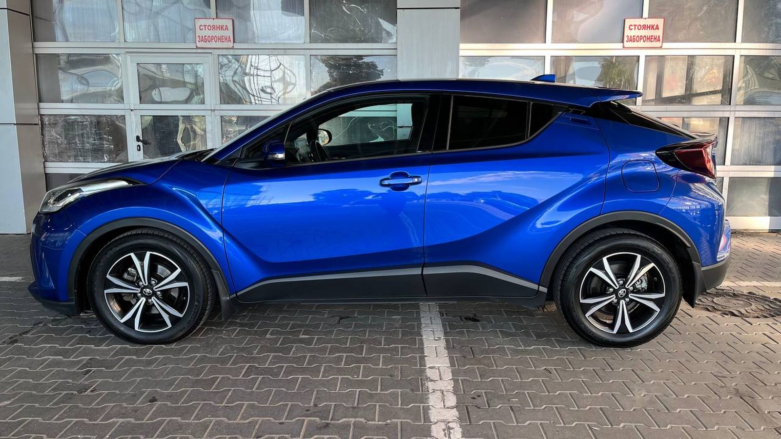 Toyota C-HR 2020 року з пробігом 102790 км, Універсал, Тойота Центр Хмельницький "Гранд Мотор", м.Хмельницький - 1039000 ГРН | Фото № 3