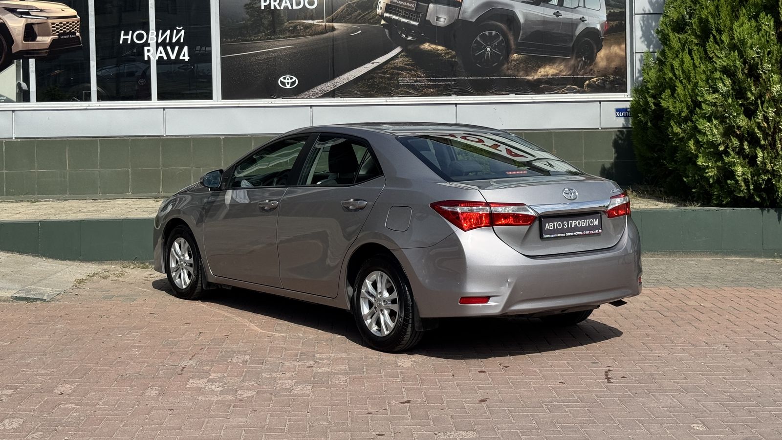 Toyota COROLLA 2018 року, Седан, Тойота Центр Чернівці "Олімп-Моторс", м.Чернівці | Фото № 2 Toyota COROLLA 2018 року з пробігом 140574 км, Седан, Тойота Центр Чернівці "Олімп-Моторс", м.Чернівці - 560000 ГРН | Фото № 2