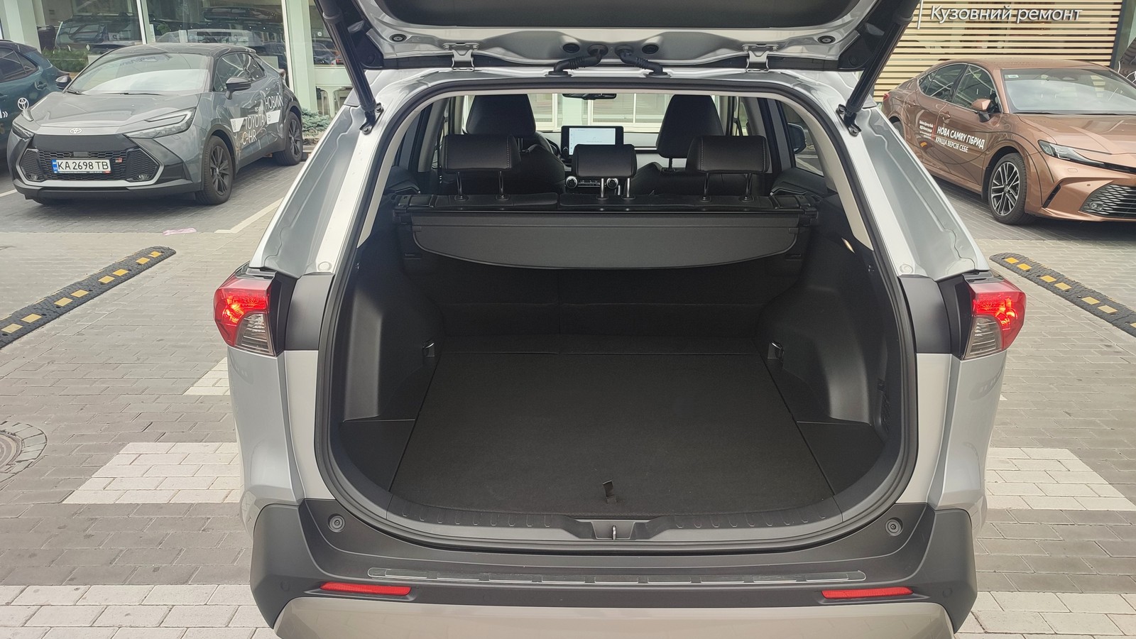 Toyota RAV4 2023 року з пробігом 31046 км, Універсал, Тойота Центр Київ "ВіДі Автострада", м.Київ - 1960000 ГРН | Фото № 10