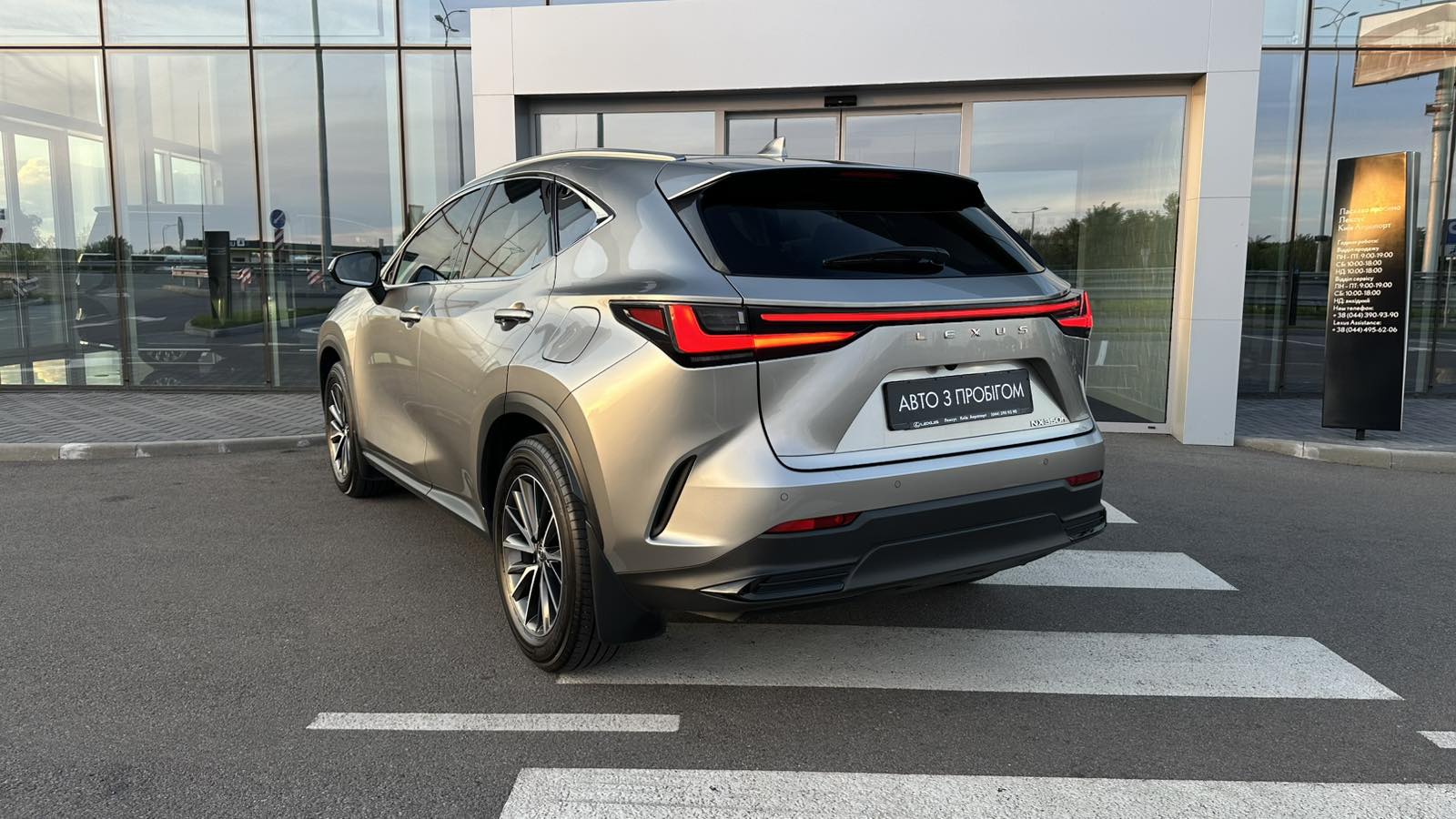 Lexus NX 2025 року, Універсал, Лексус Київ Аеропорт, м.Київ | Фото № 2 Lexus NX 2025 року з пробігом 29320 км, Універсал, Лексус Київ Аеропорт, м.Київ - 2631440 ГРН | Фото № 2