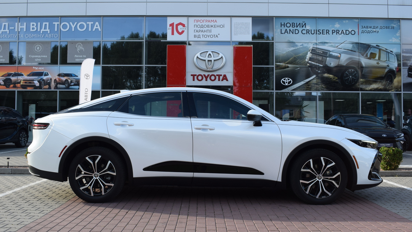 Toyota Crown 2024 року, Седан, Тойота Центр Житомир "Стар - Кар", м.Житомир | Фото № 17 Toyota Crown 2024 року з пробігом 38509 км, Седан, Тойота Центр Житомир "Стар - Кар", м.Житомир - 1702400 ГРН | Фото № 17