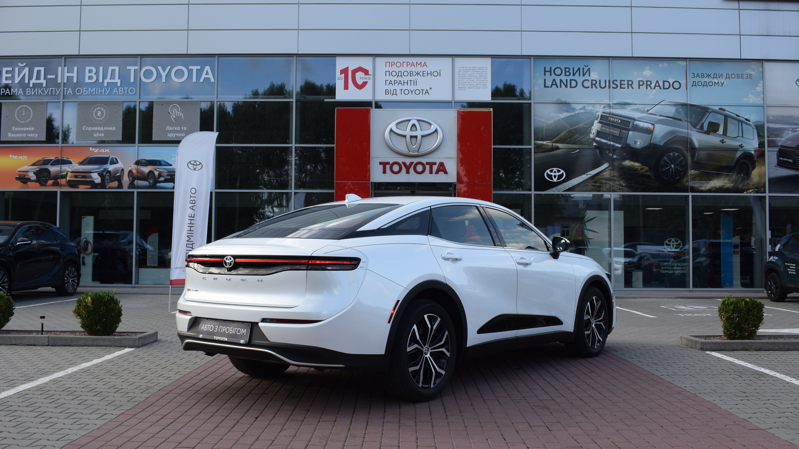 Toyota Crown 2024 року, Седан, Тойота Центр Житомир "Стар - Кар", м.Житомир | Фото № 18 Toyota Crown 2024 року з пробігом 38509 км, Седан, Тойота Центр Житомир "Стар - Кар", м.Житомир - 1702400 ГРН | Фото № 18