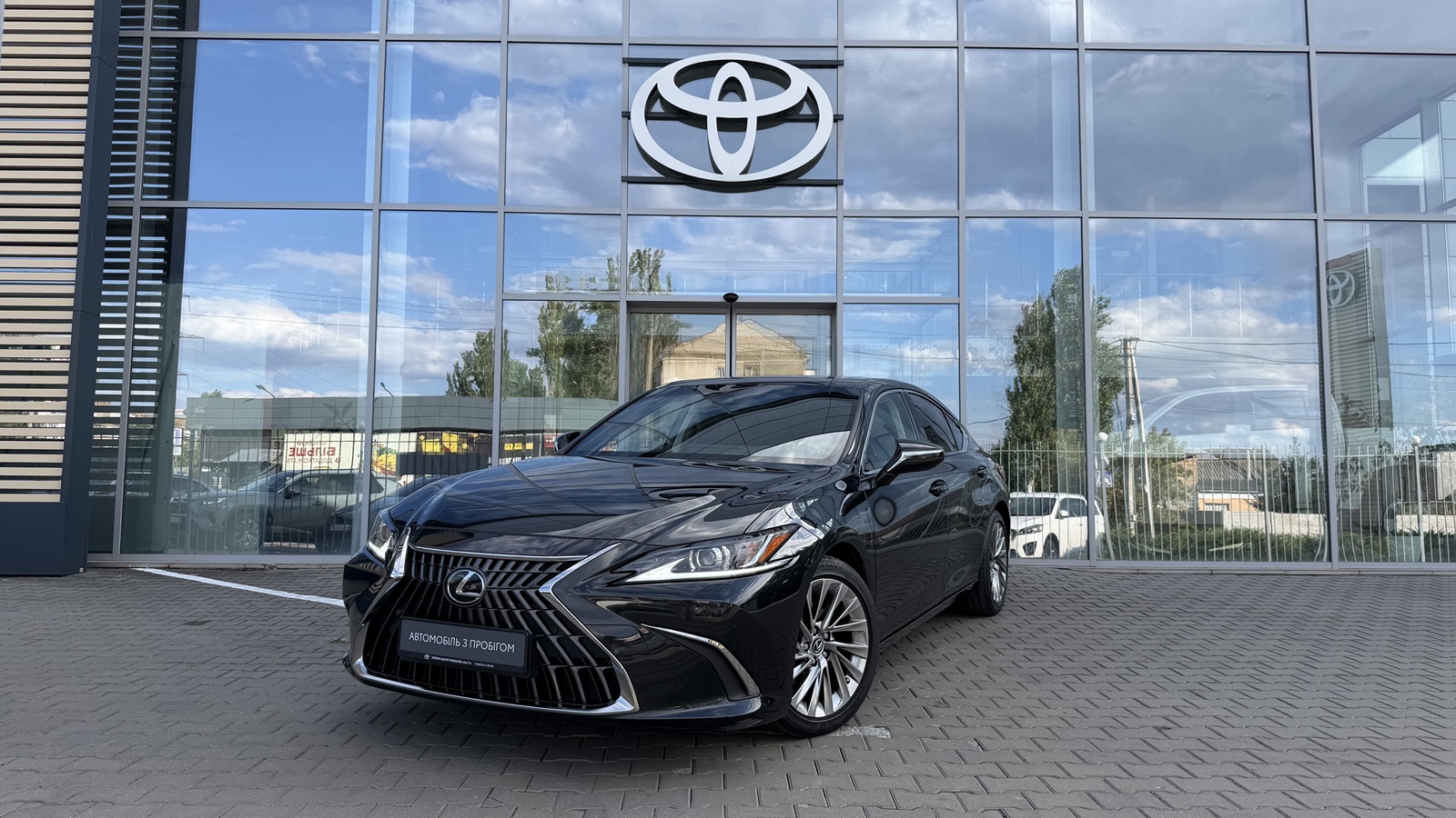 Lexus ES 2022 року, Седан, Тойота Центр Миколаїв "КиТ-Т", м.Миколаїв | Фото № 1 Lexus ES 2022 року з пробігом 39036 км, Седан, Тойота Центр Миколаїв "КиТ-Т", м.Миколаїв - 2140400 ГРН | Фото № 1